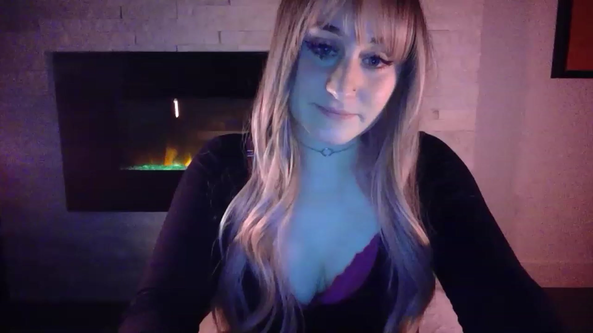 Gallery image thumbnail from pageminie's myfreecams stream on, 12/16/2022, 04:51 image 12 of 20