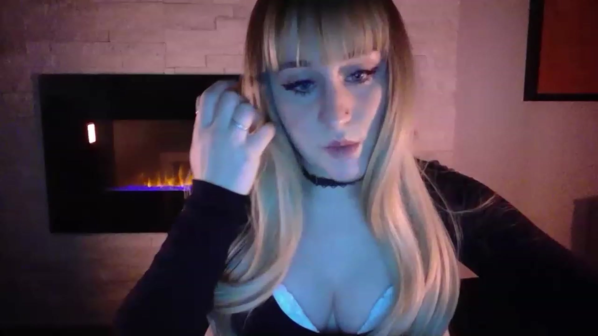 Gallery image thumbnail from pageminie's myfreecams stream on, 12/21/2022, 01:23 image 15 of 20