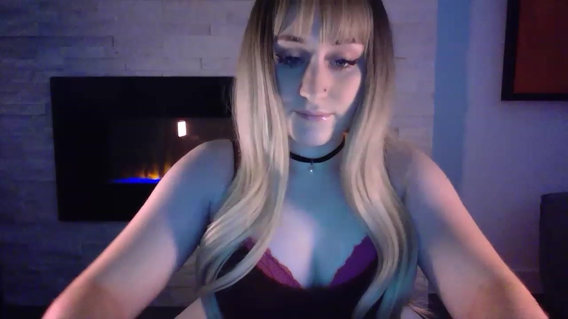 Gallery image thumbnail from pageminie's myfreecams stream on, 12/24/2022, 22:58 image 7 of 20