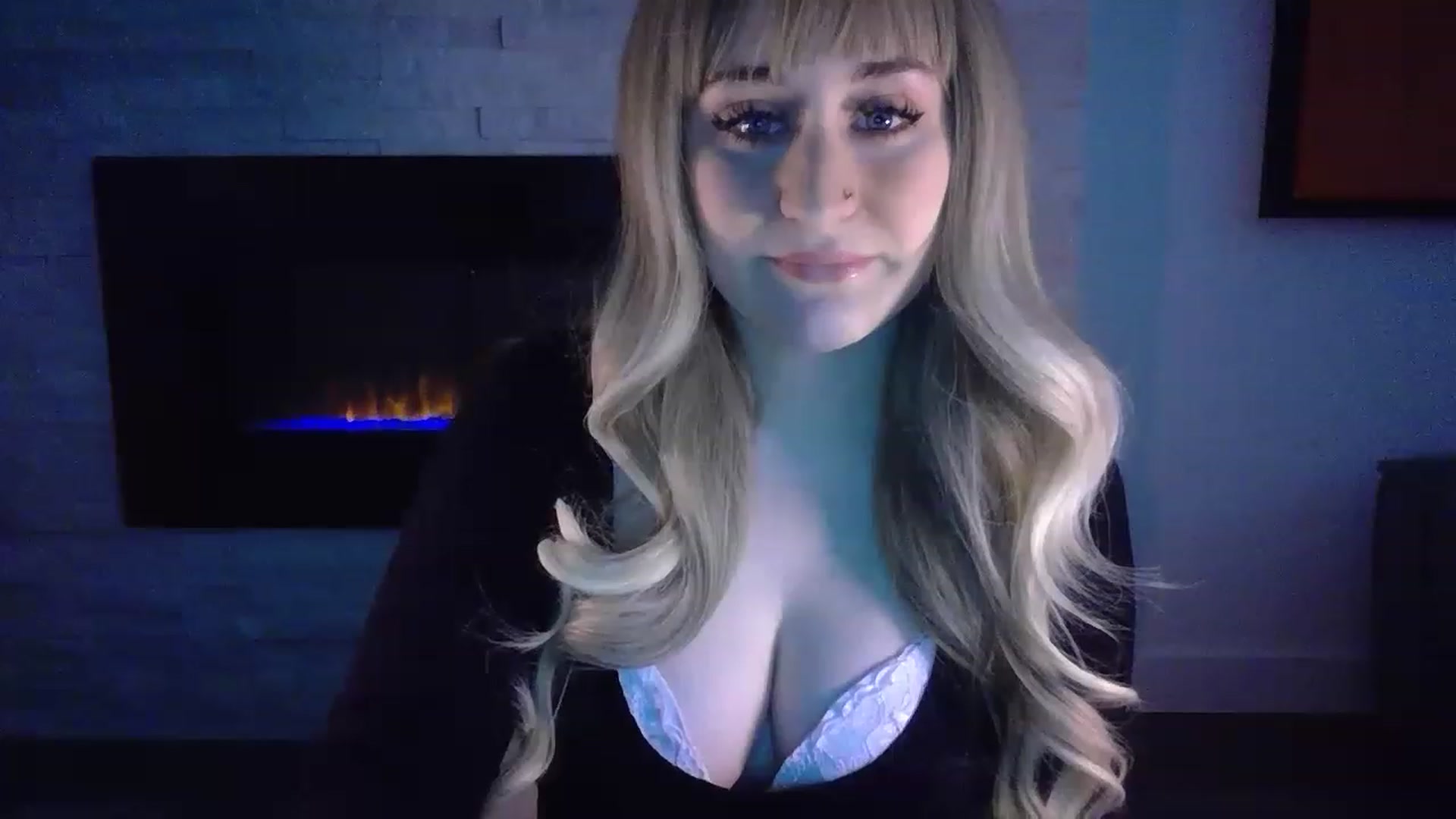 Gallery image thumbnail from pageminie's myfreecams stream on, 01/17/2023, 18:42 image 14 of 20