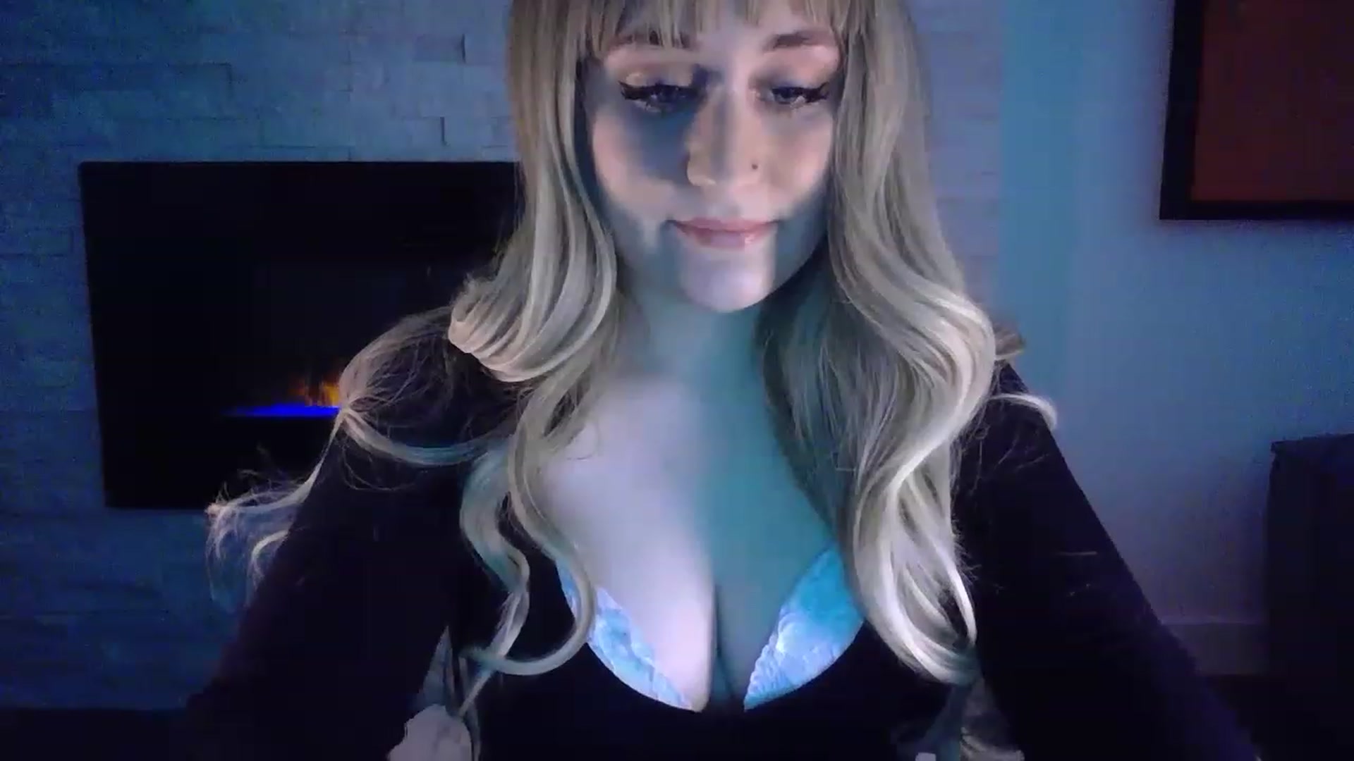 Gallery image thumbnail from pageminie's myfreecams stream on, 01/17/2023, 20:14 image 16 of 20