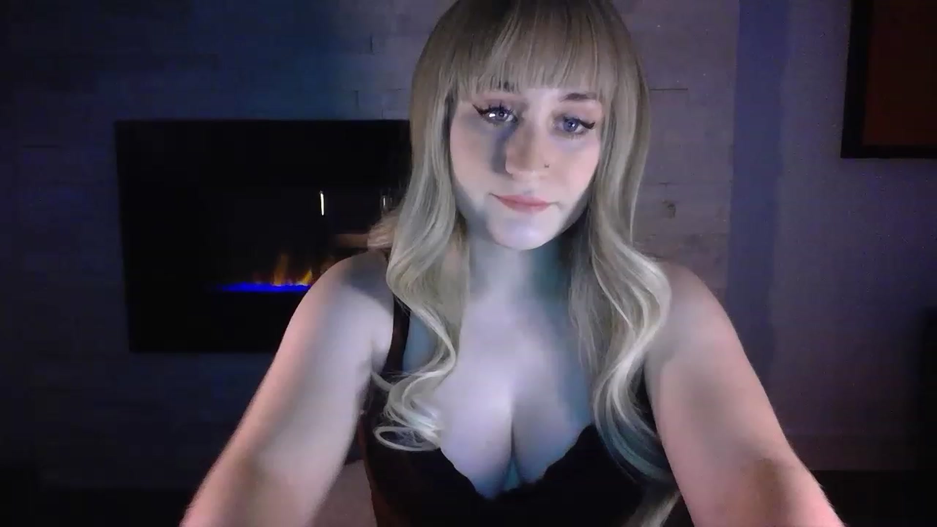 Gallery image thumbnail from pageminie's myfreecams stream on, 01/31/2023, 01:49 image 1 of 20