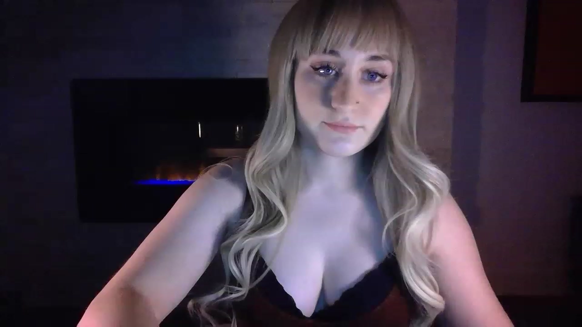 Gallery image thumbnail from pageminie's myfreecams stream on, 01/31/2023, 01:49 image 11 of 20