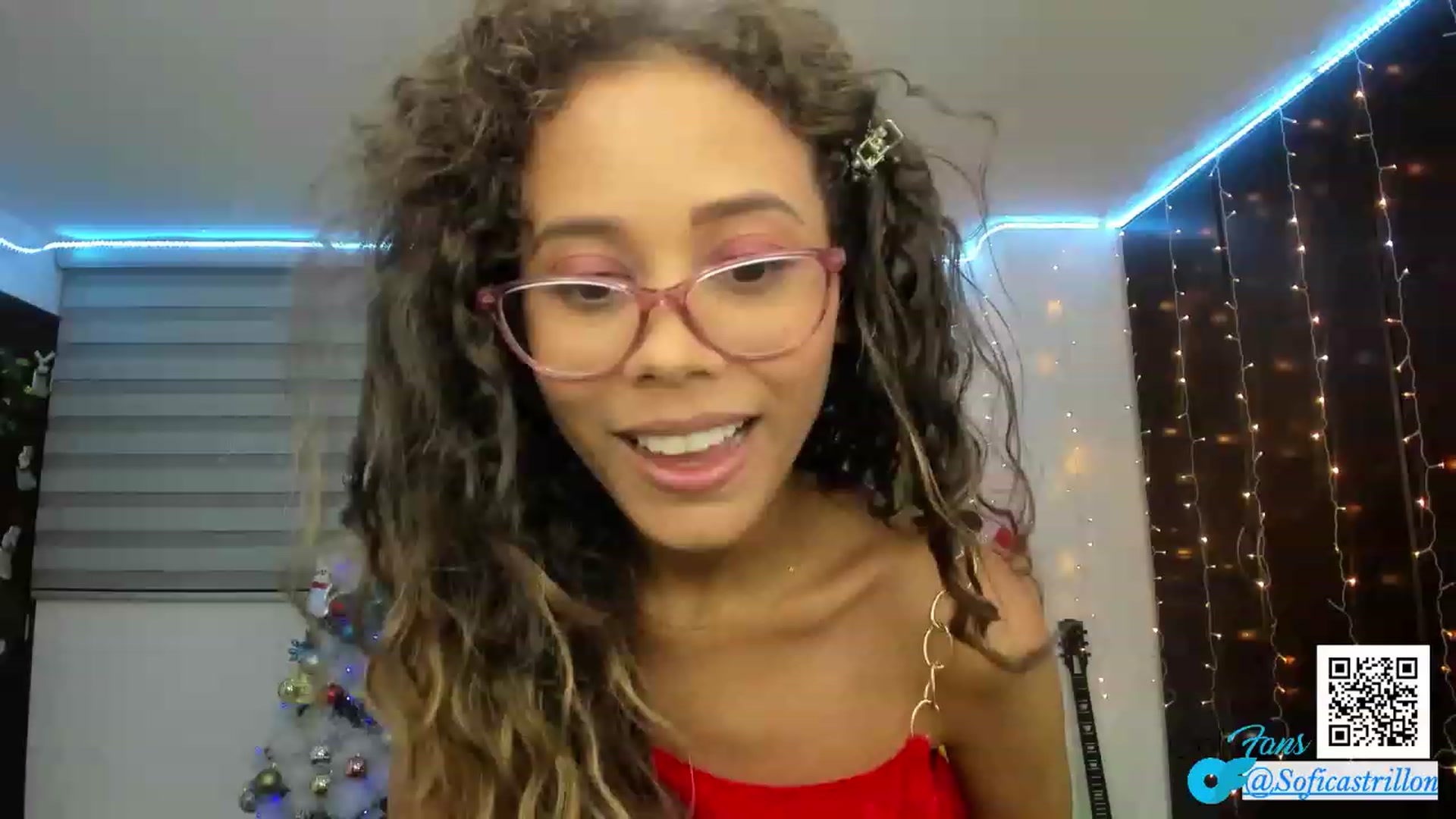 Gallery image thumbnail from pamela_land's myfreecams stream on, 12/05/2022, 05:43 image 14 of 20