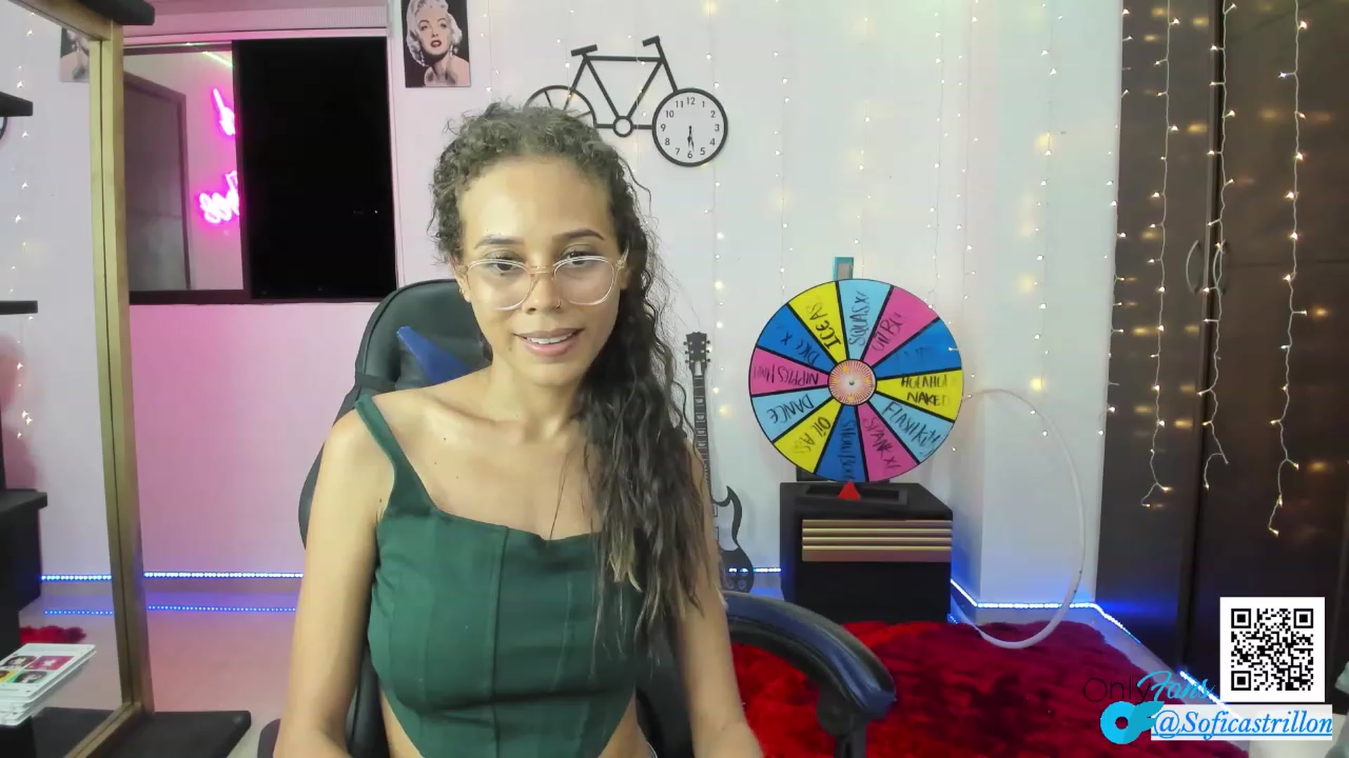 Gallery image thumbnail from pamela_land's myfreecams stream on, 07/28/2023, 06:51 image 2 of 20