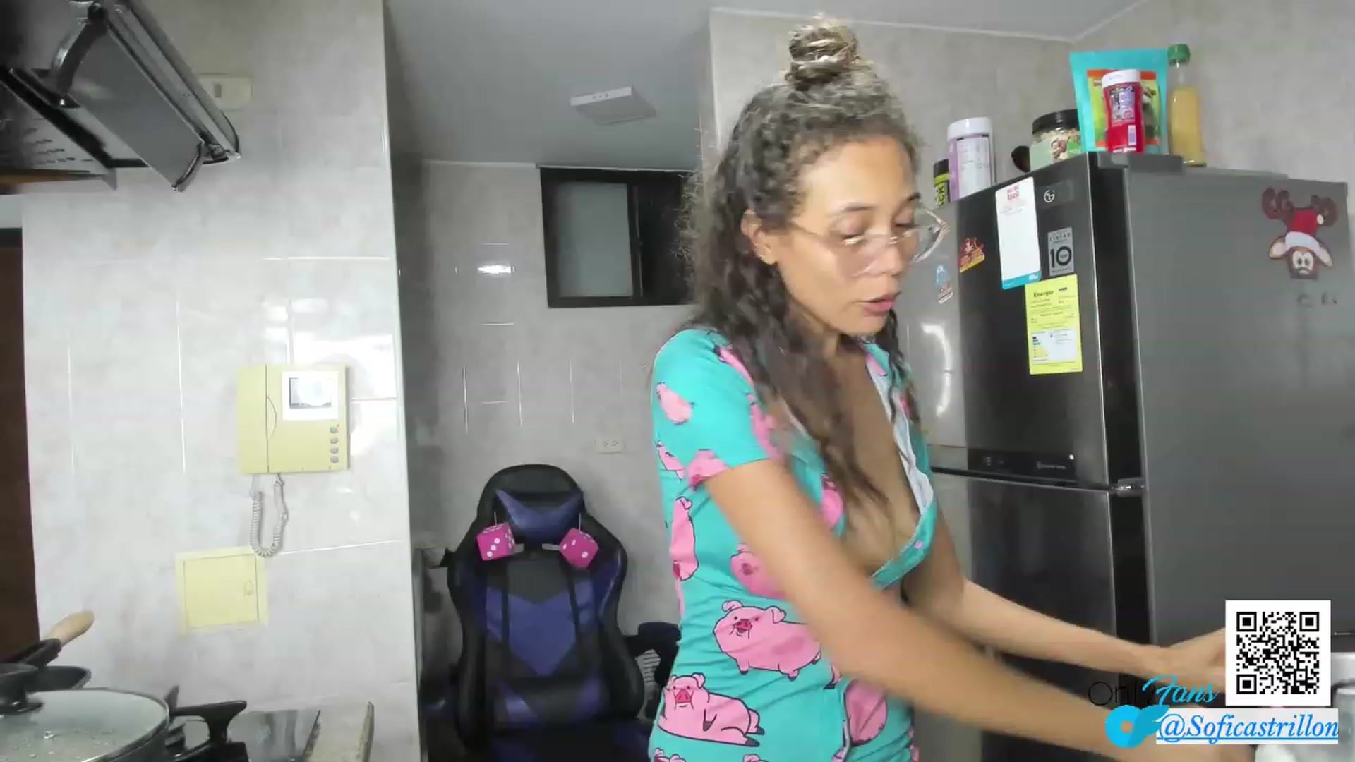 Gallery image thumbnail from pamela_land's myfreecams stream on, 07/30/2023, 05:23 image 18 of 20