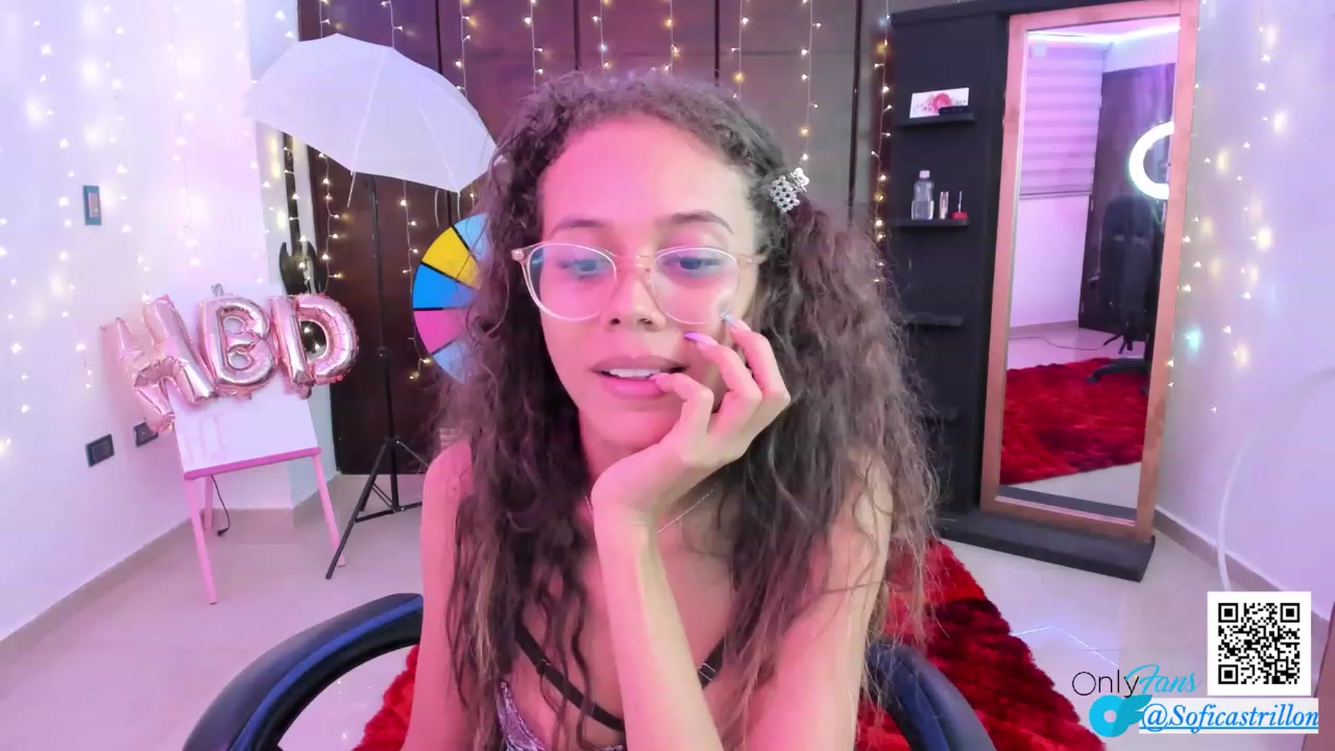Gallery image thumbnail from pamela_land's myfreecams stream on, 08/23/2023, 04:08 image 16 of 20