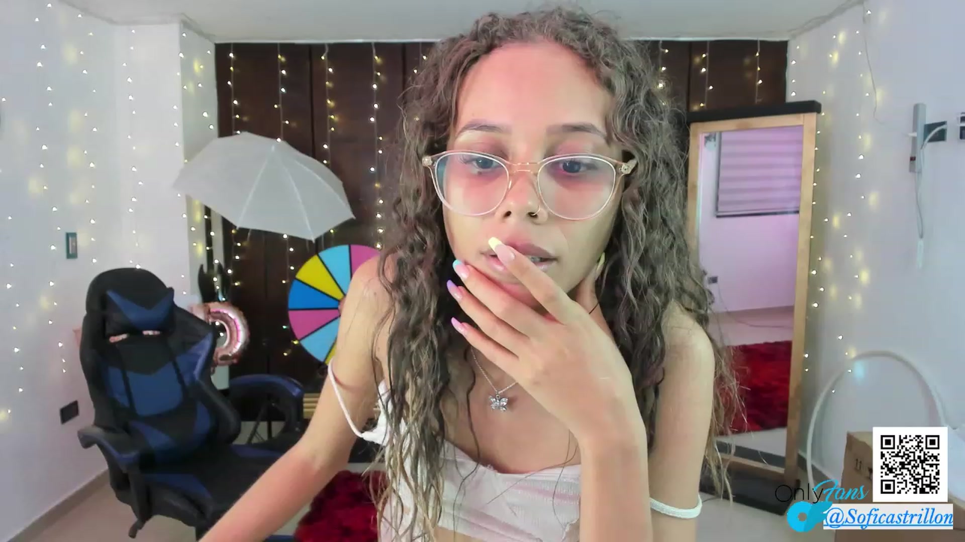 Gallery image thumbnail from pamela_land's myfreecams stream on, 08/24/2023, 06:14 image 9 of 20
