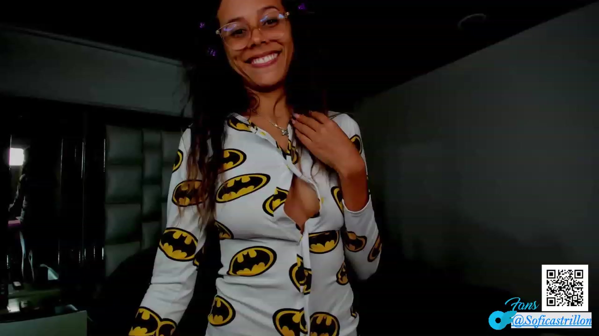 Gallery image thumbnail from pamela_land's myfreecams stream on, 09/10/2023, 03:12 image 13 of 20