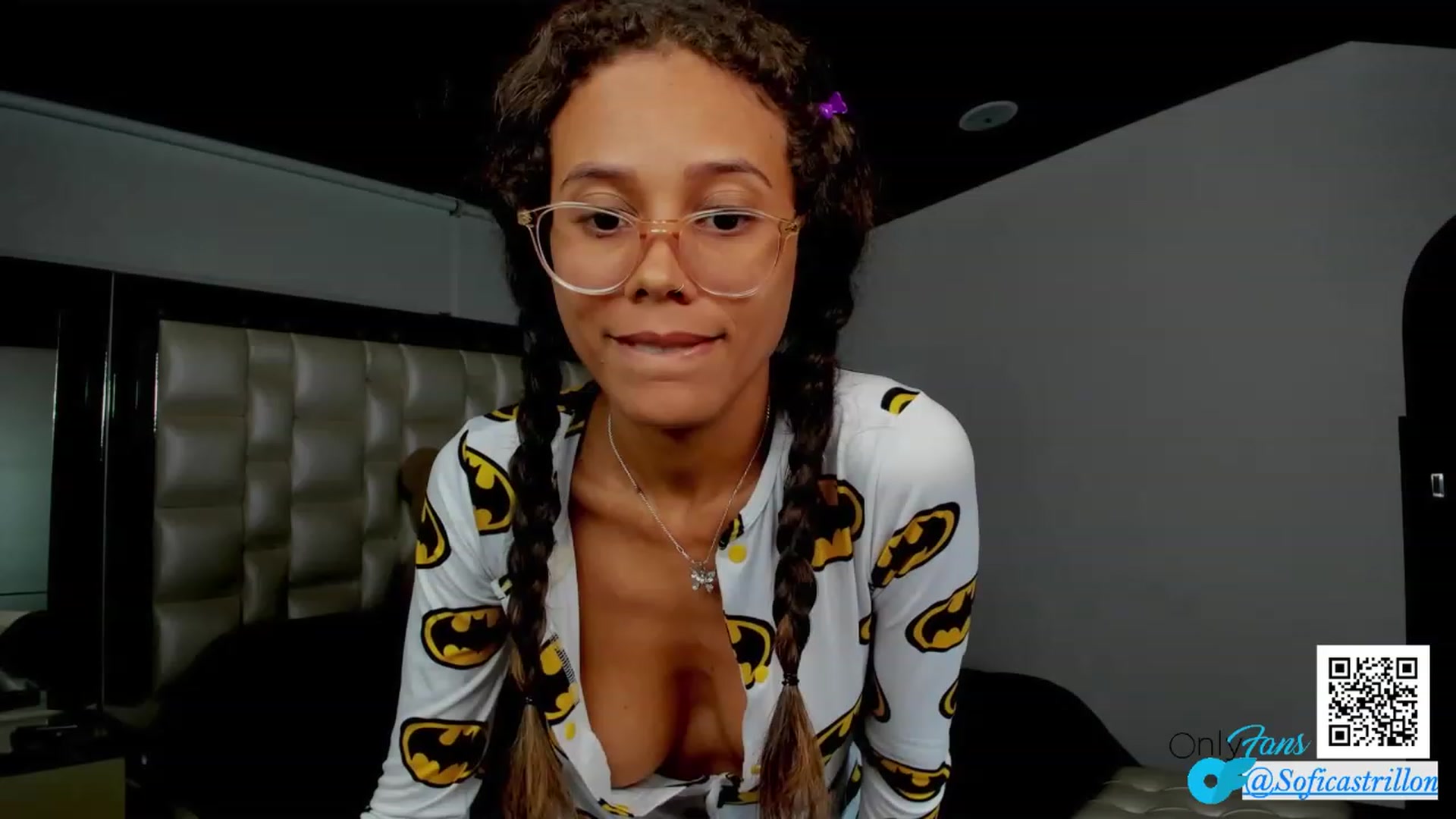 Gallery image thumbnail from pamela_land's myfreecams stream on, 09/10/2023, 06:01 image 11 of 20