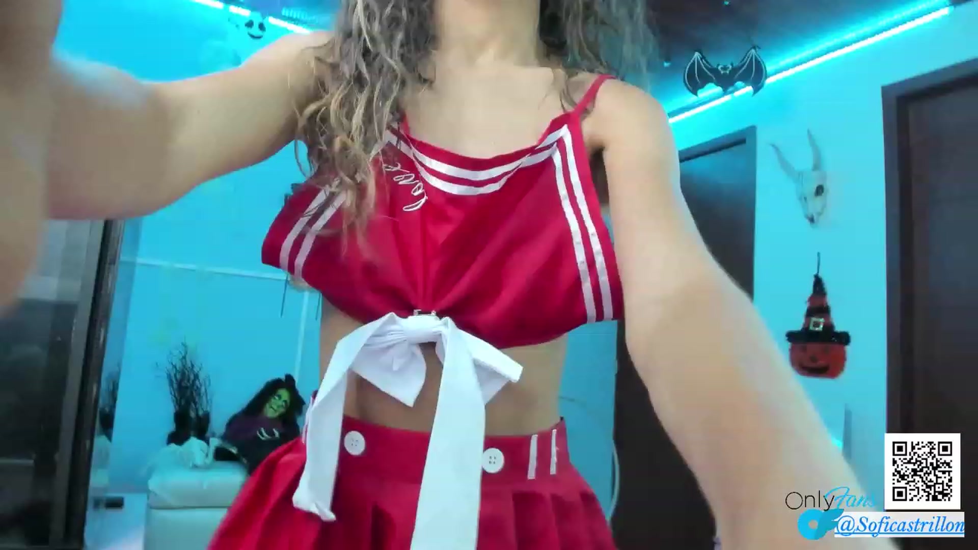 Gallery image thumbnail from pamela_land's myfreecams stream on, 10/22/2023, 01:01 image 10 of 20