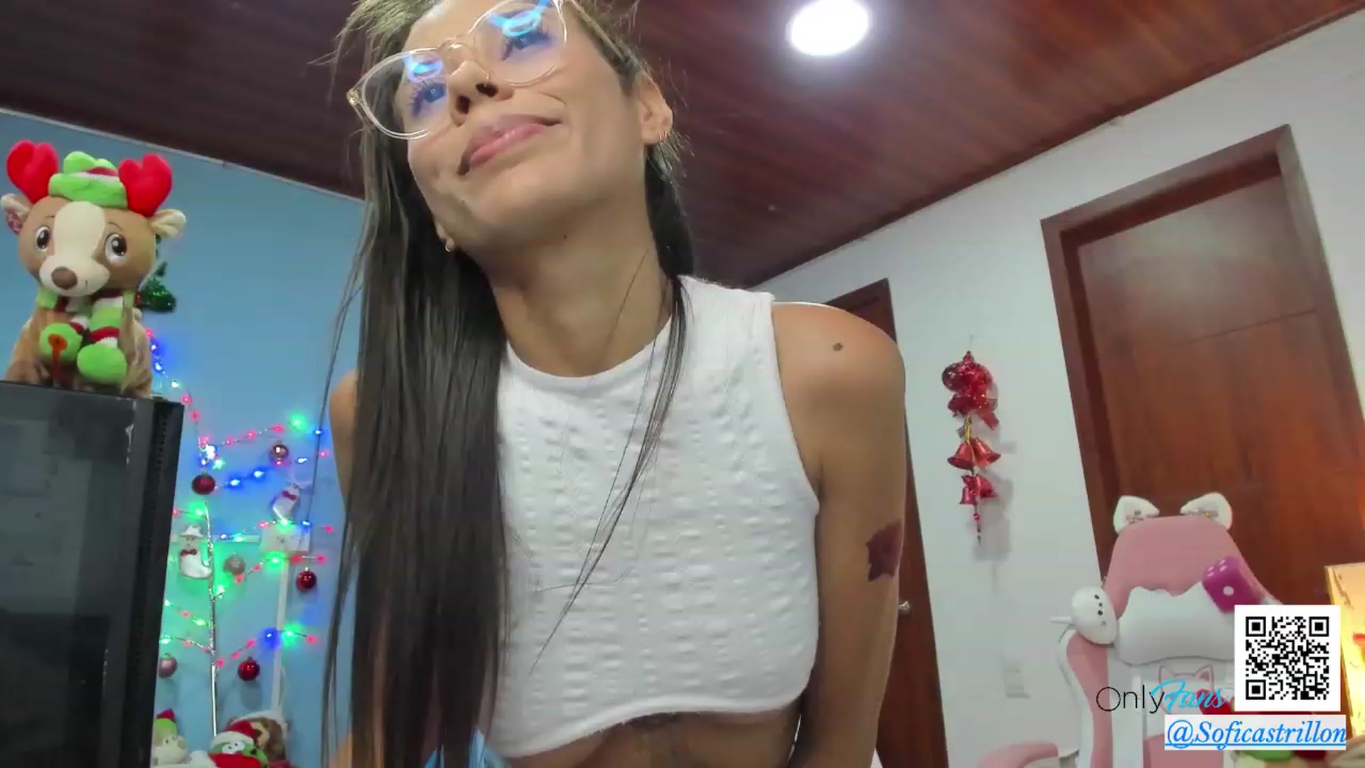 Gallery image thumbnail from pamela_land's myfreecams stream on, 12/05/2023, 02:34 image 5 of 20