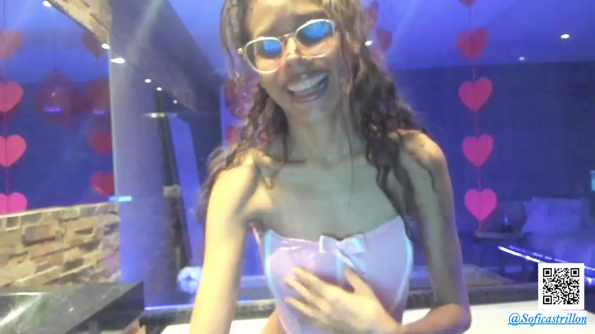 Gallery image thumbnail from pamela_land's myfreecams stream on, 02/16/2024, 14:42 image 12 of 20
