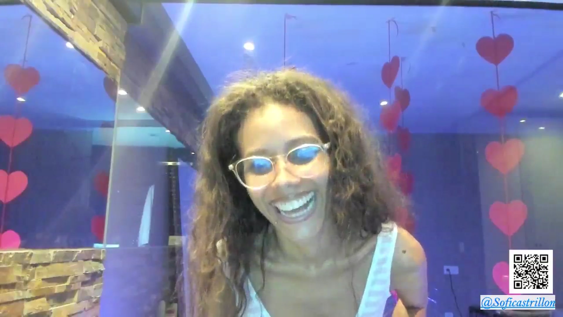 Gallery image thumbnail from pamela_land's myfreecams stream on, 02/17/2024, 19:50 image 13 of 20