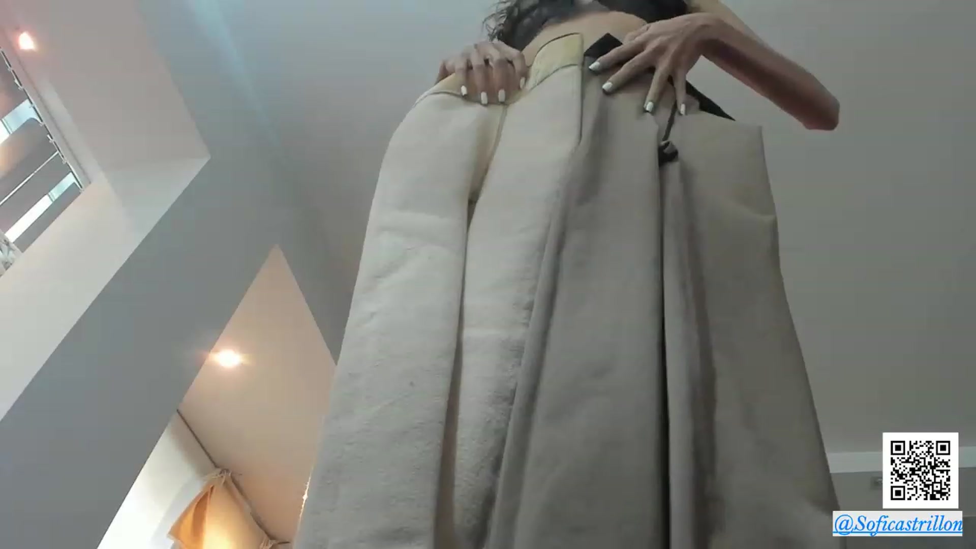 Gallery image thumbnail from pamela_land's myfreecams stream on, 02/24/2024, 16:23 image 18 of 20