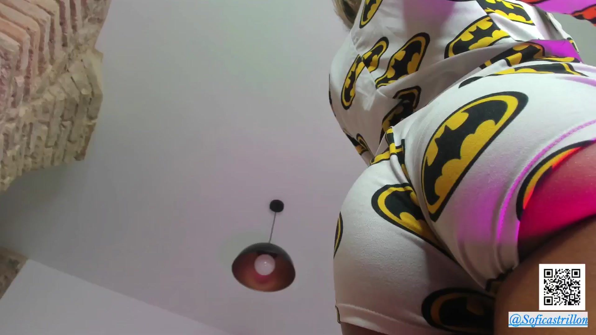 Gallery image thumbnail from pamela_land's myfreecams stream on, 06/03/2024, 07:17 image 12 of 20