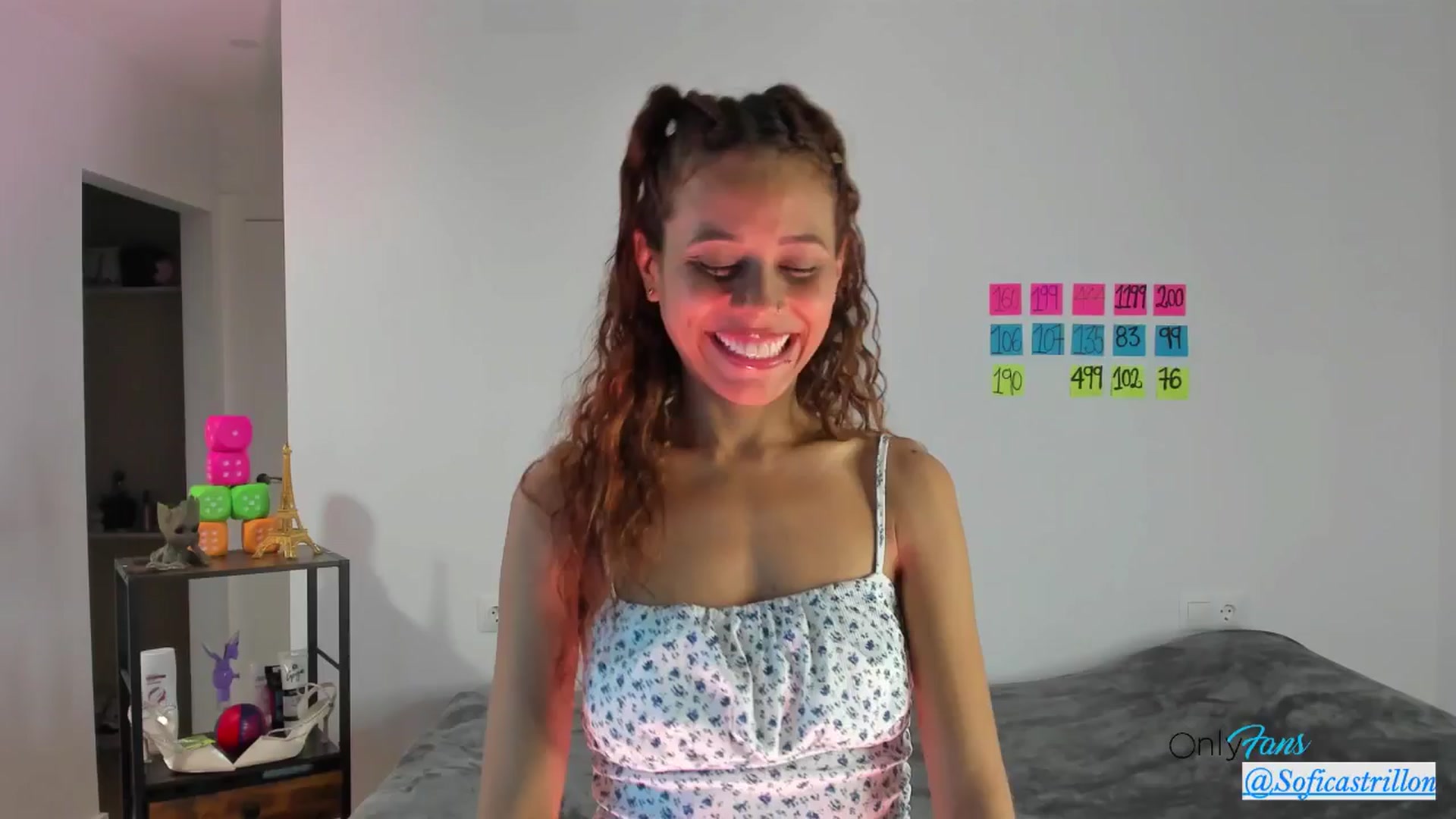 Gallery image thumbnail from pamela_land's myfreecams stream on, 08/06/2024, 16:45 image 1 of 20