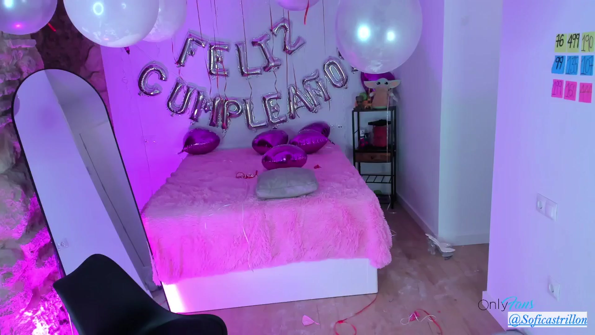 Gallery image thumbnail from pamela_land's myfreecams stream on, 08/17/2024, 23:35 image 11 of 20
