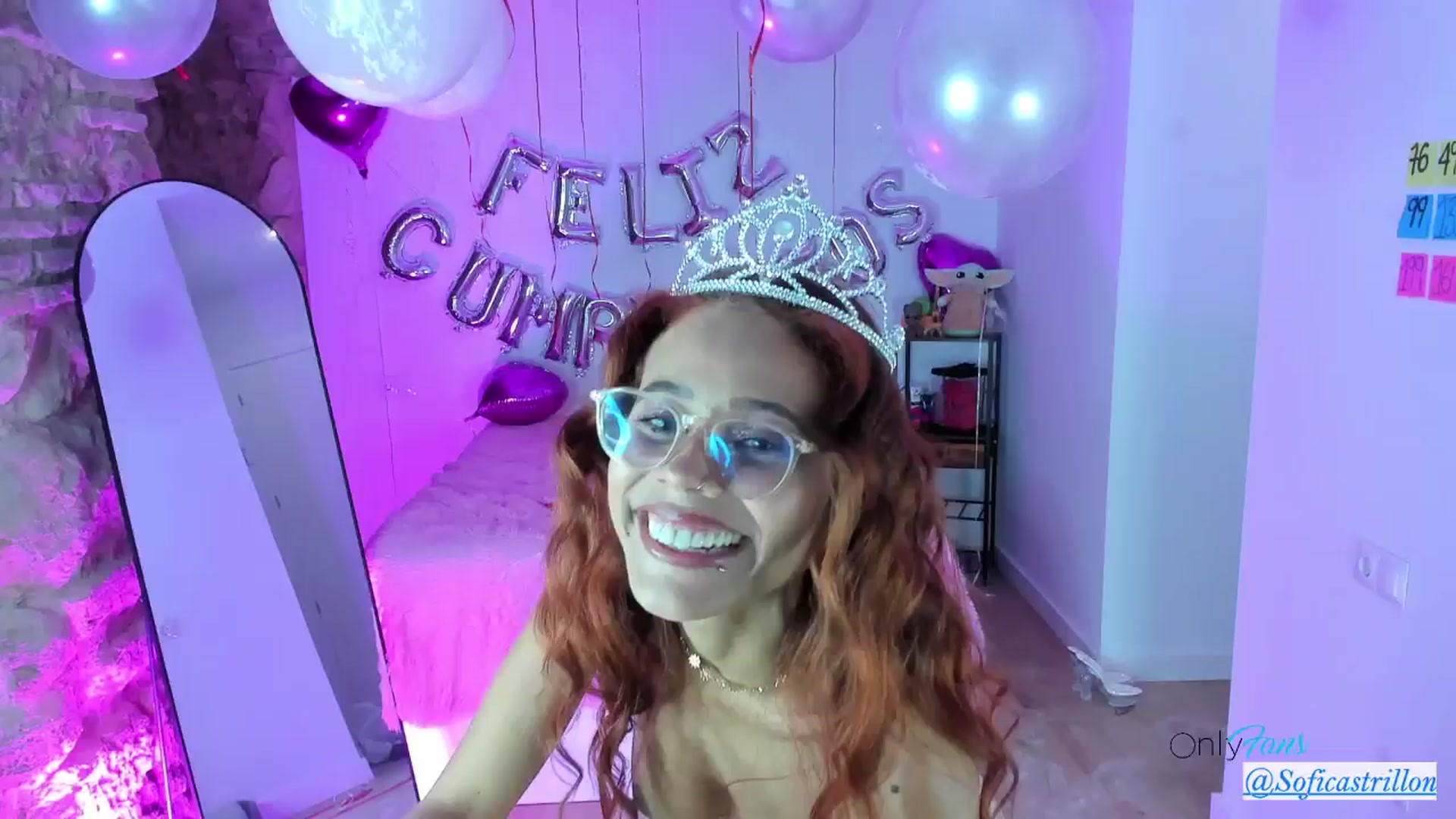 Gallery image thumbnail from pamela_land's myfreecams stream on, 08/17/2024, 23:35 image 13 of 20