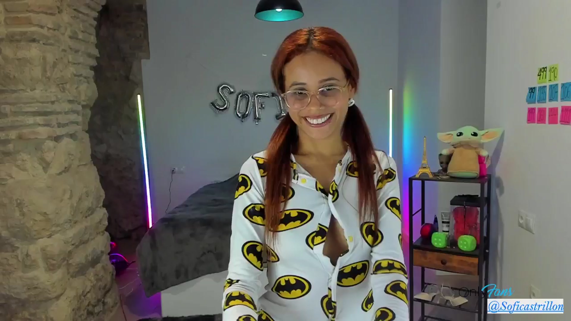 Gallery image thumbnail from pamela_land's myfreecams stream on, 09/07/2024, 23:55 image 12 of 20