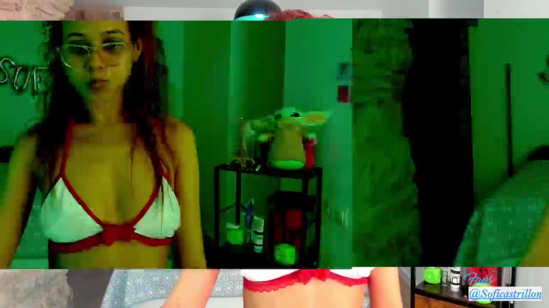 Gallery image thumbnail from pamela_land's myfreecams stream on, 10/03/2024, 11:04 image 3 of 20
