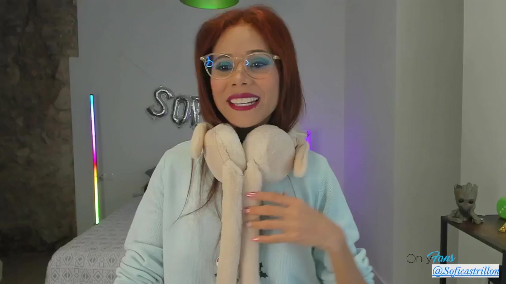Gallery image thumbnail from pamela_land's myfreecams stream on, 12/27/2024, 20:18 image 6 of 20