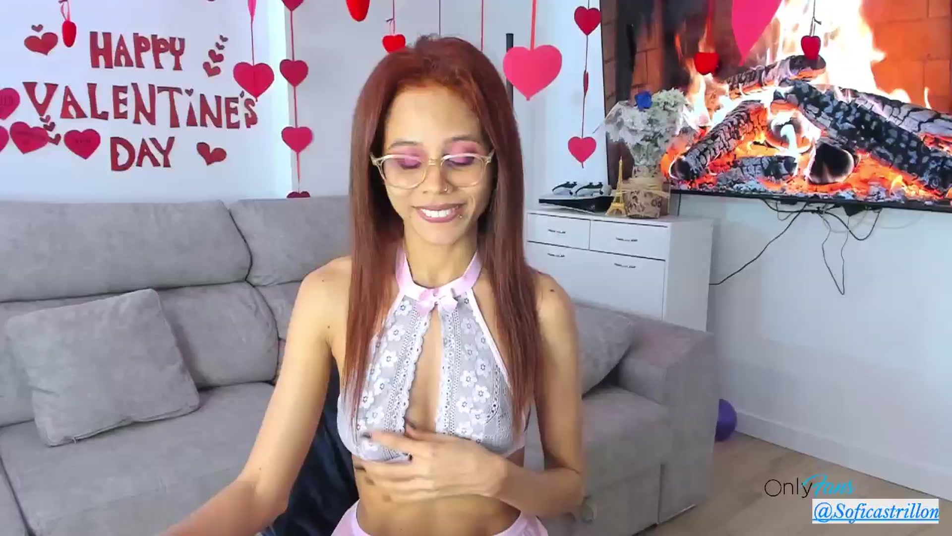 Gallery image thumbnail from pamela_land's myfreecams stream on, 02/15/2025, 17:43 image 2 of 20