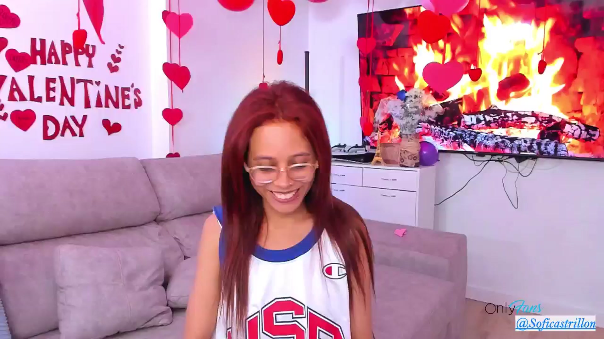 Gallery image thumbnail from pamela_land's myfreecams stream on, 02/16/2025, 20:24 image 14 of 20