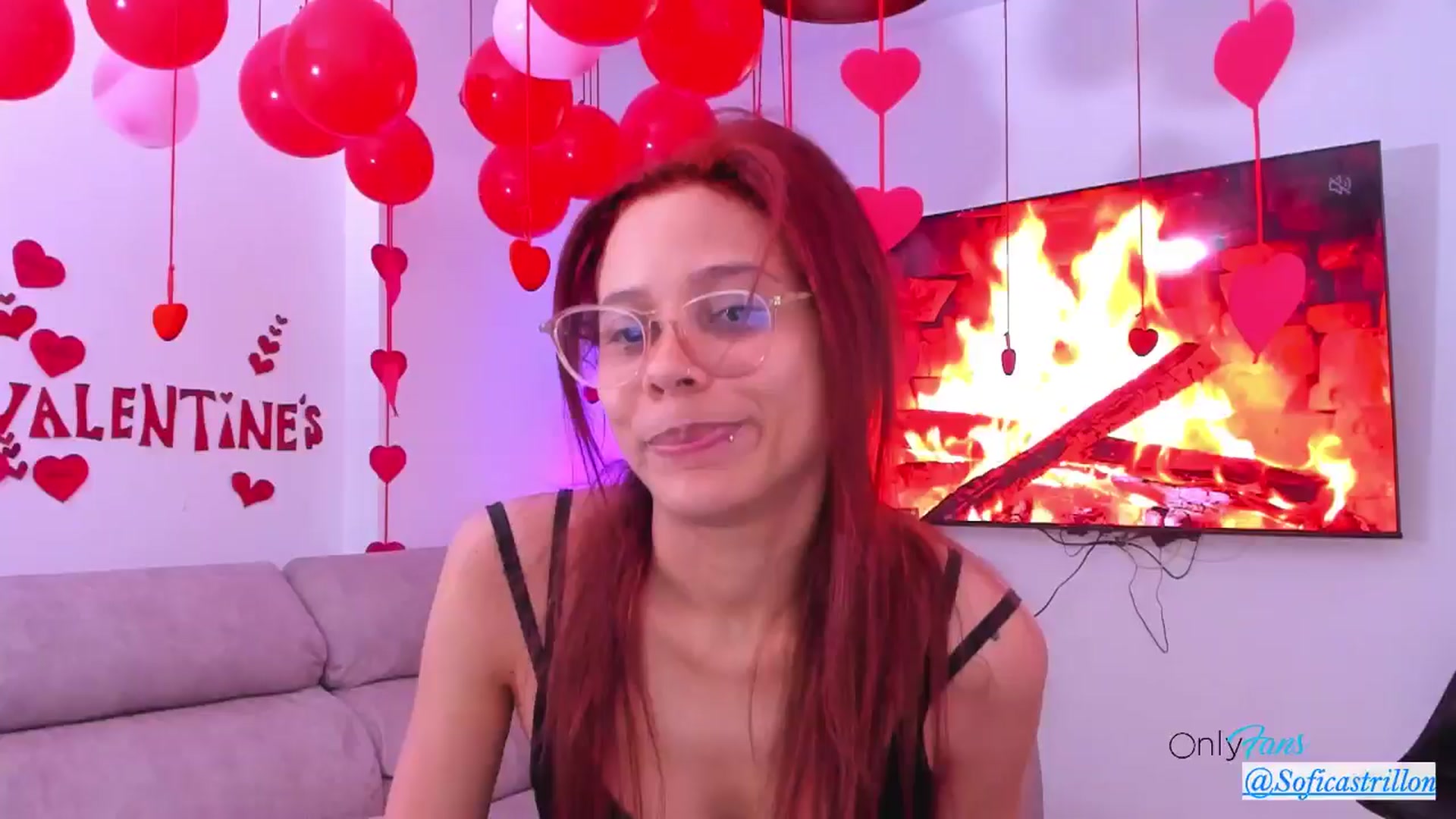 Gallery image thumbnail from pamela_land's myfreecams stream on, 02/26/2025, 18:00 image 4 of 20