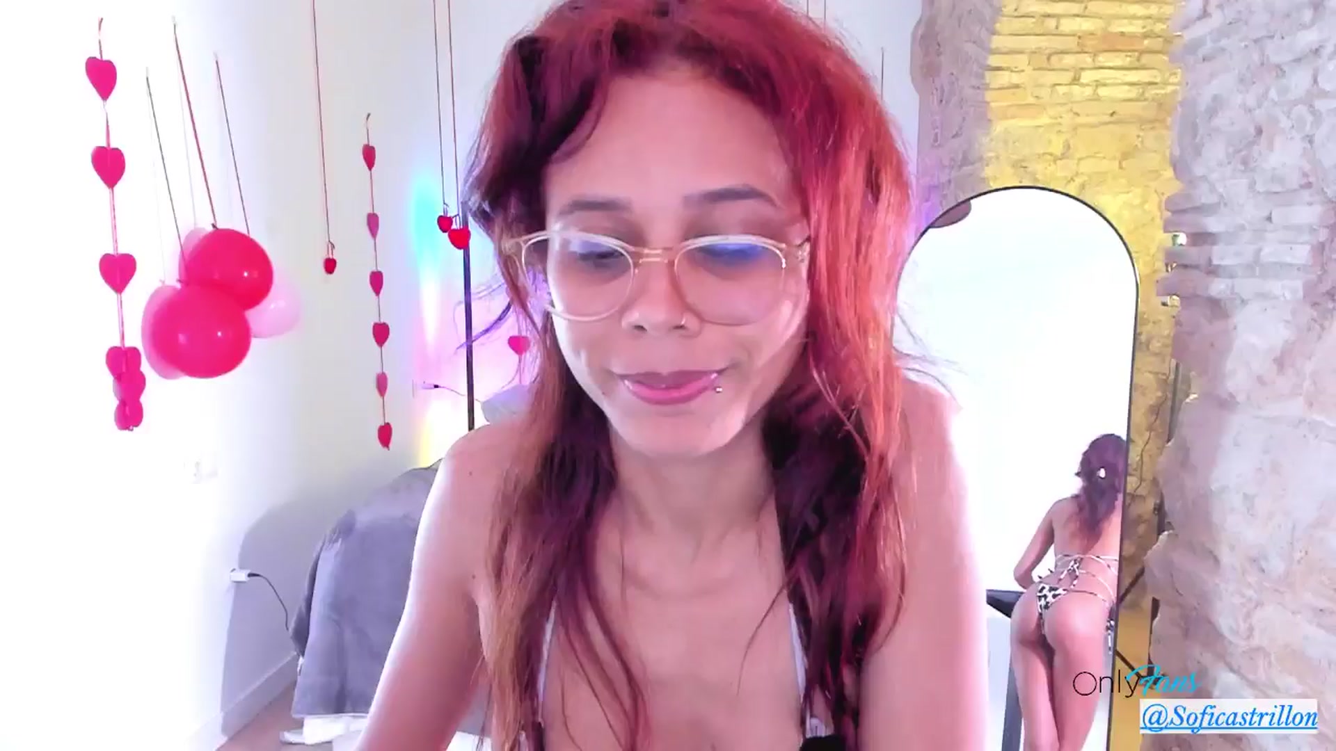 Gallery image thumbnail from pamela_land's myfreecams stream on, 03/06/2025, 20:57 image 14 of 20