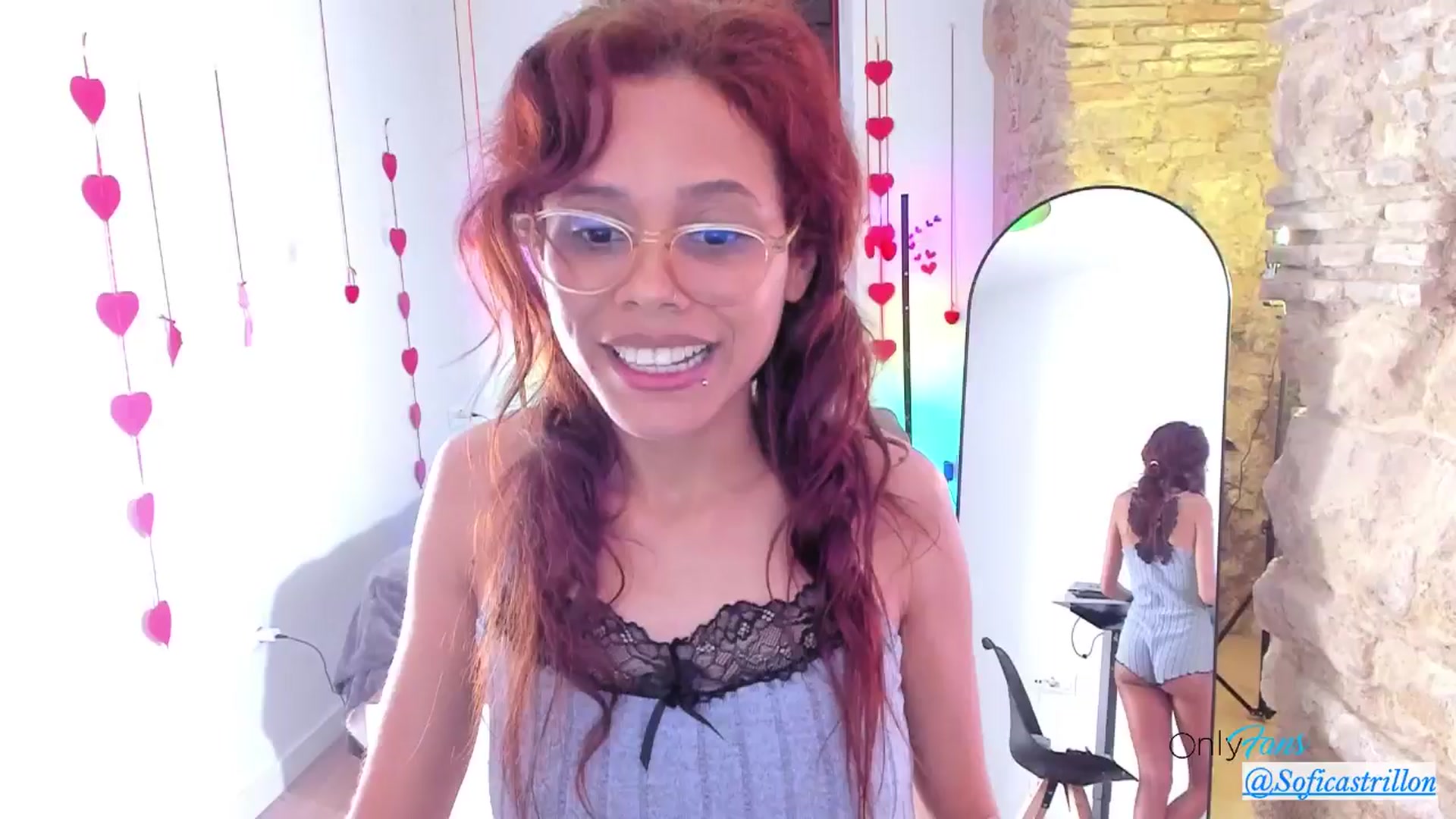 Gallery image thumbnail from pamela_land's myfreecams stream on, 03/12/2025, 06:14 image 19 of 20