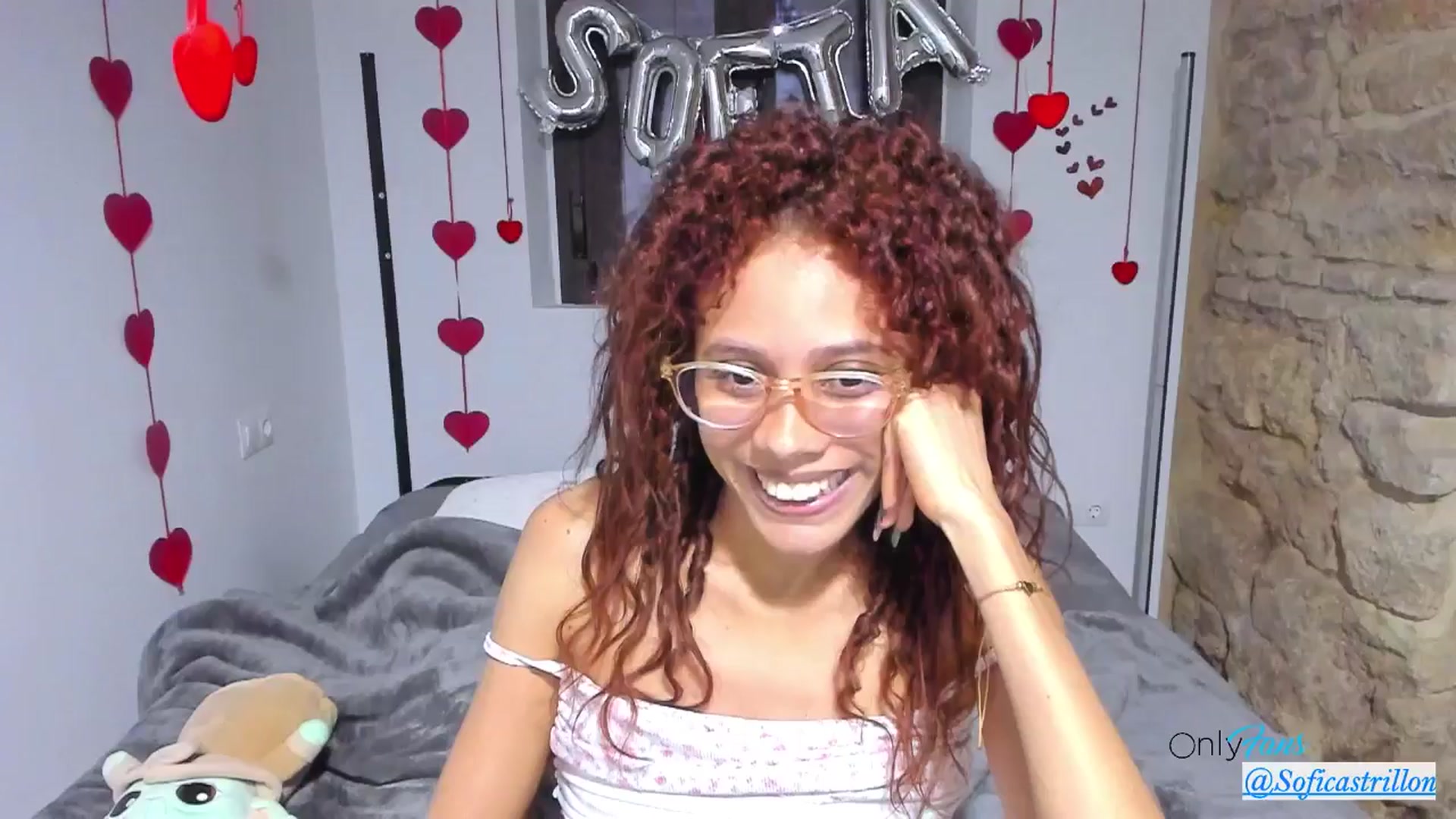 Gallery image thumbnail from pamela_land's myfreecams stream on, 04/01/2025, 20:39 image 9 of 20