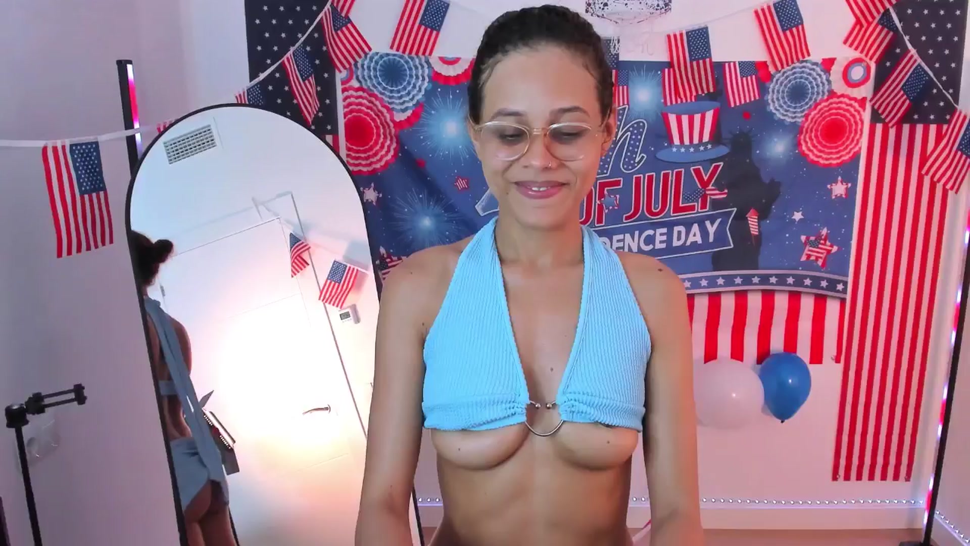 Gallery image thumbnail from pamela_land's myfreecams stream on, 07/07/2025, 07:20 image 2 of 20