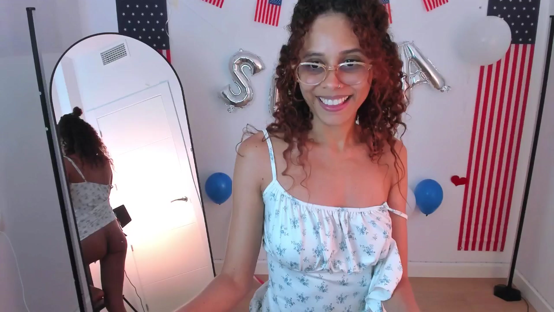 Gallery image thumbnail from pamela_land's myfreecams stream on, 07/16/2025, 07:34 image 4 of 20