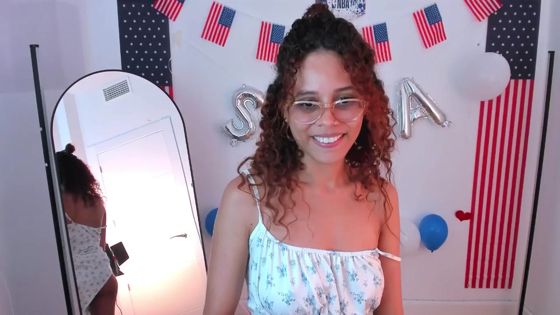Gallery image thumbnail from pamela_land's myfreecams stream on, 07/16/2025, 07:34 image 18 of 20