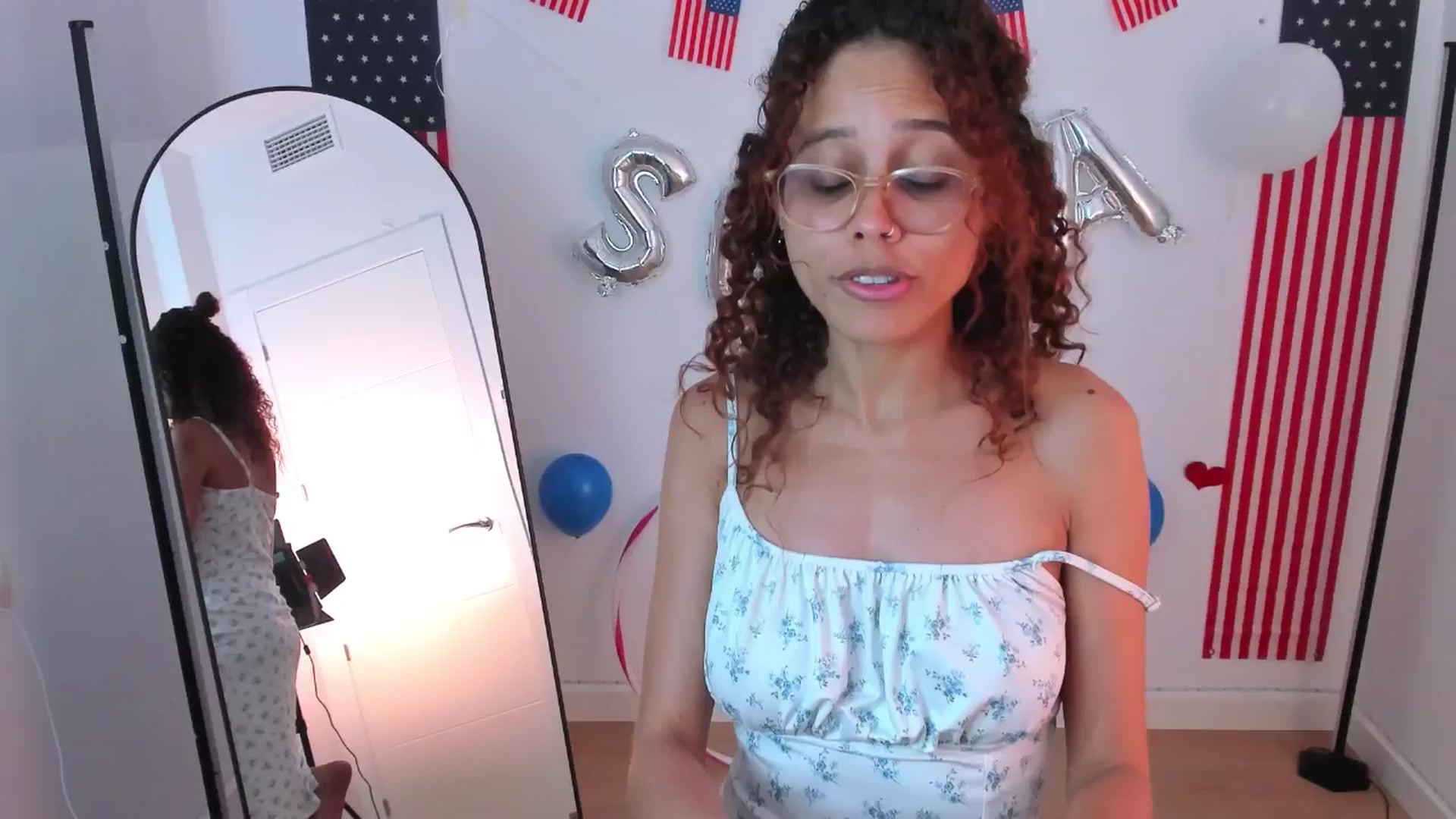 Gallery image thumbnail from pamela_land's myfreecams stream on, 07/16/2025, 07:34 image 1 of 20