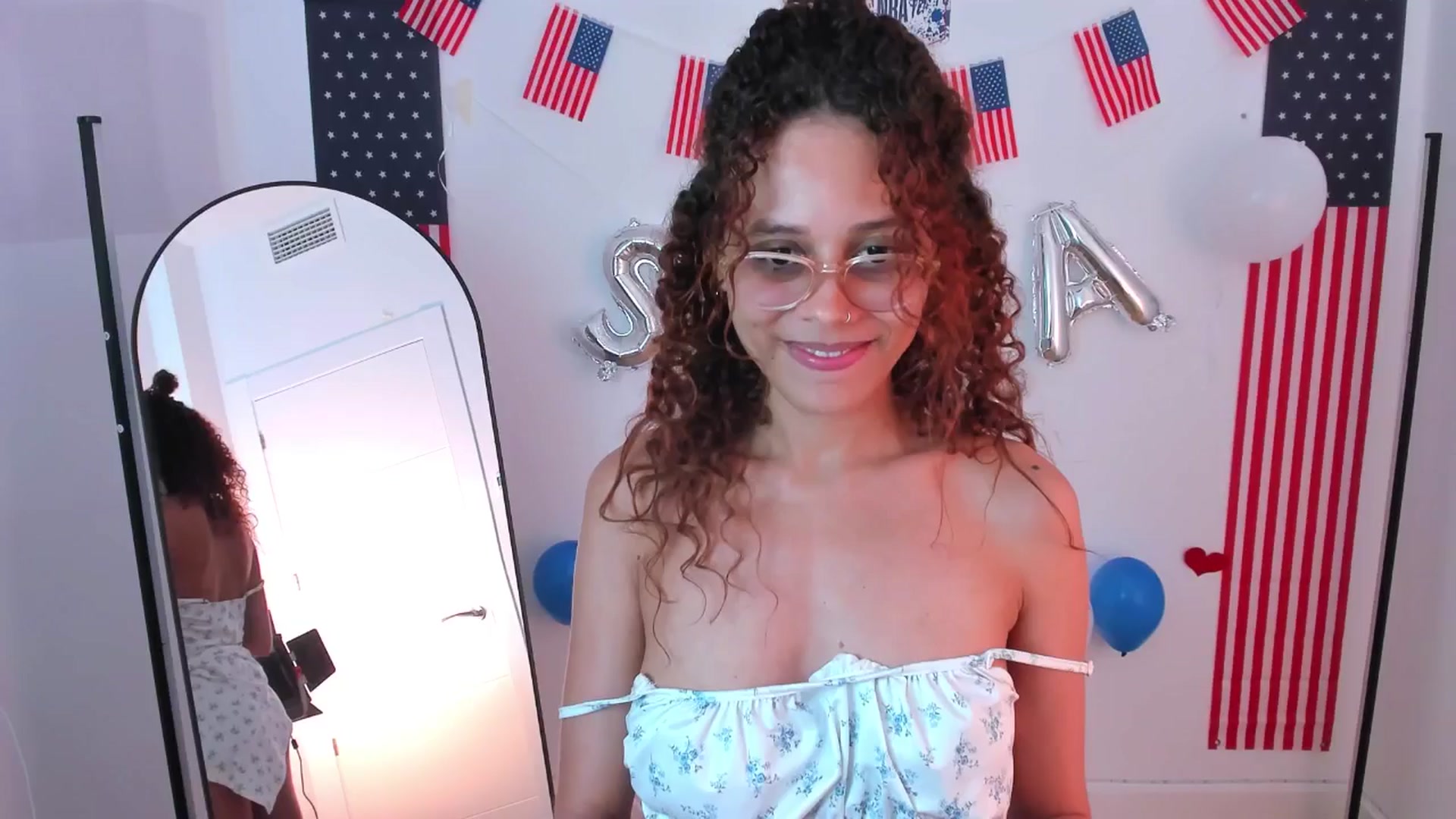 Gallery image thumbnail from pamela_land's myfreecams stream on, 07/16/2025, 07:34 image 14 of 20