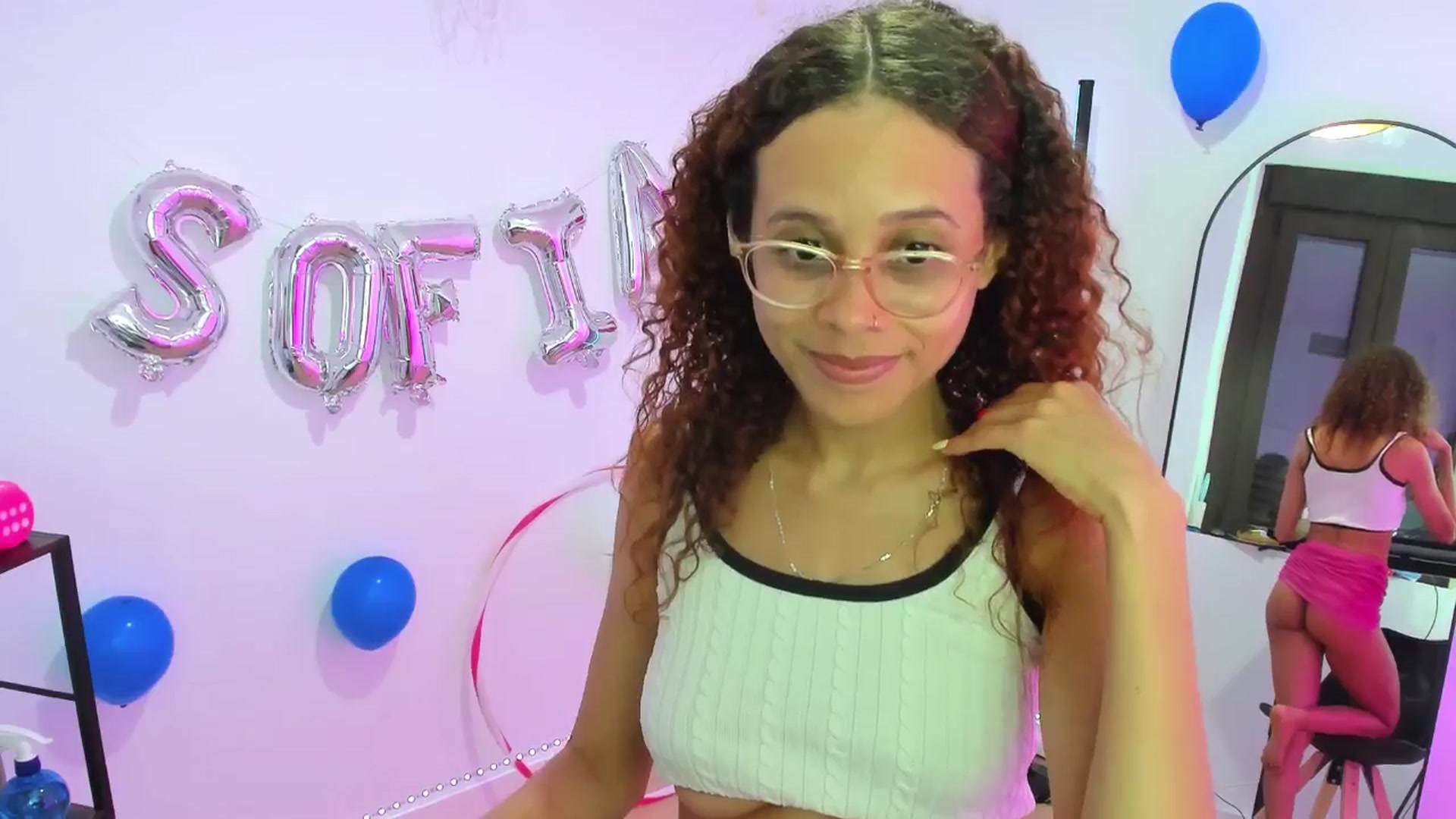 Gallery image thumbnail from pamela_land's myfreecams stream on, 07/29/2025, 18:11 image 15 of 20