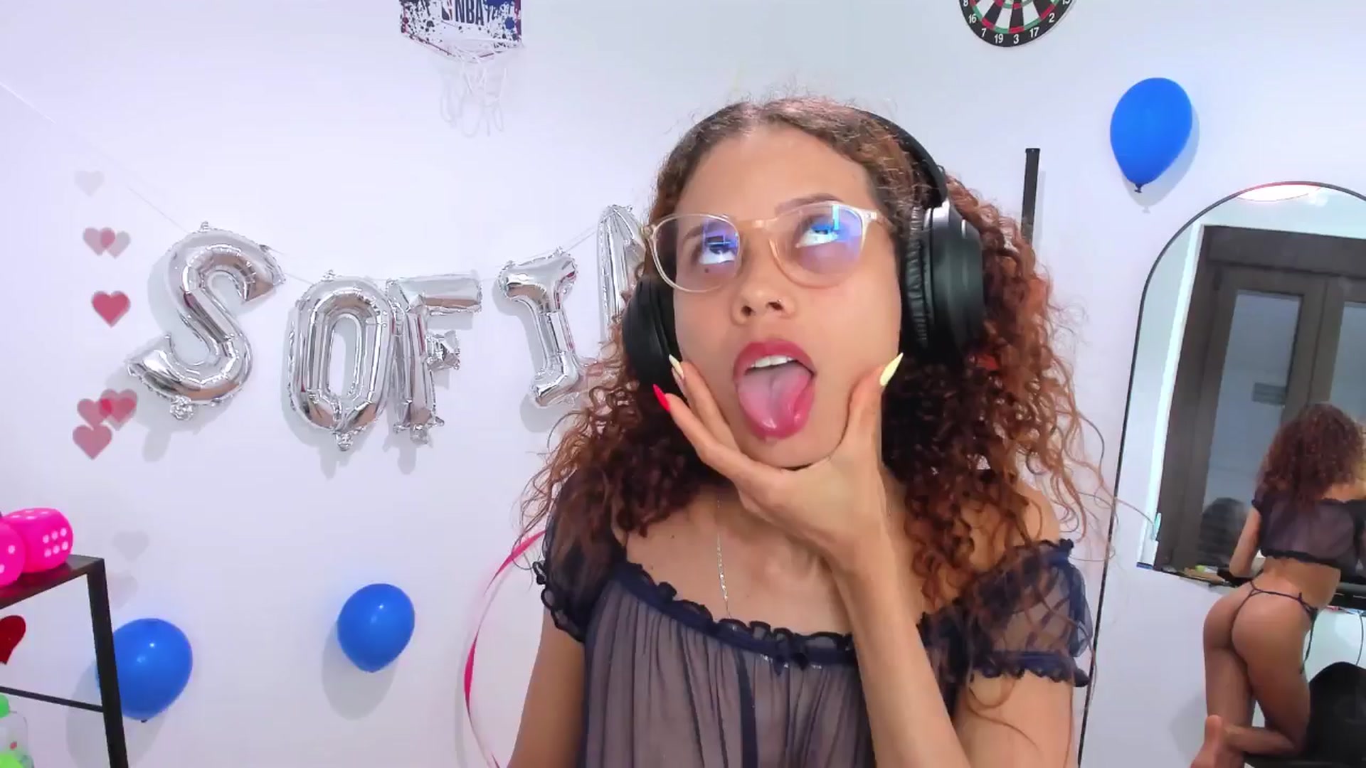 Gallery image thumbnail from pamela_land's myfreecams stream on, 07/30/2025, 08:19 image 14 of 20