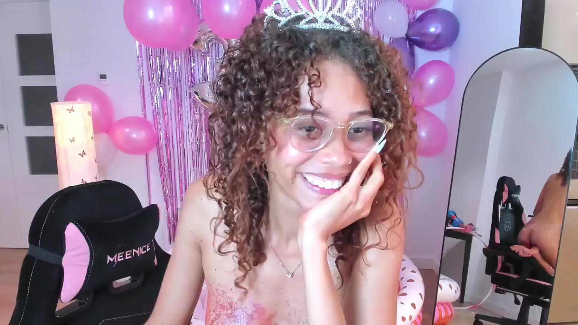 Gallery image thumbnail from pamela_land's myfreecams stream on, 08/31/2025, 11:39 image 13 of 20