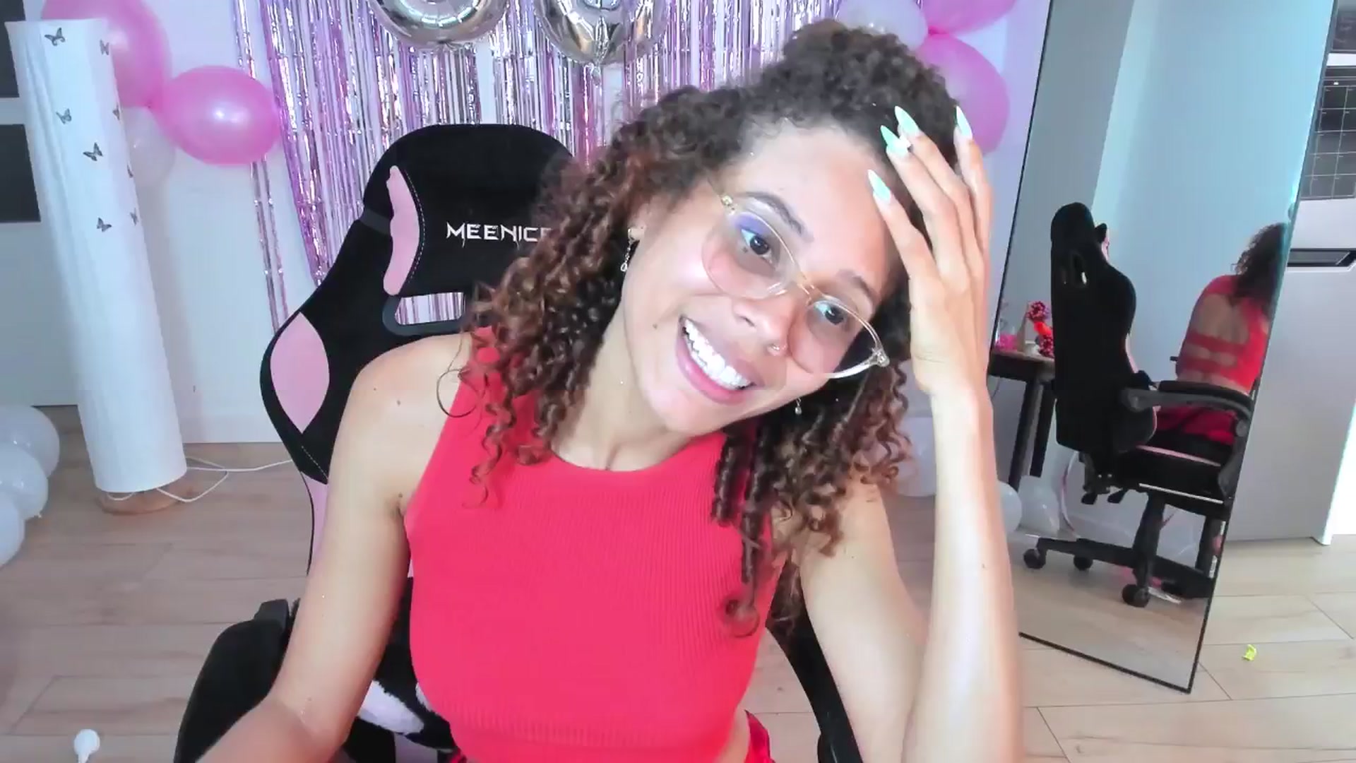 Gallery image thumbnail from pamela_land's myfreecams stream on, 09/01/2025, 14:55 image 16 of 20