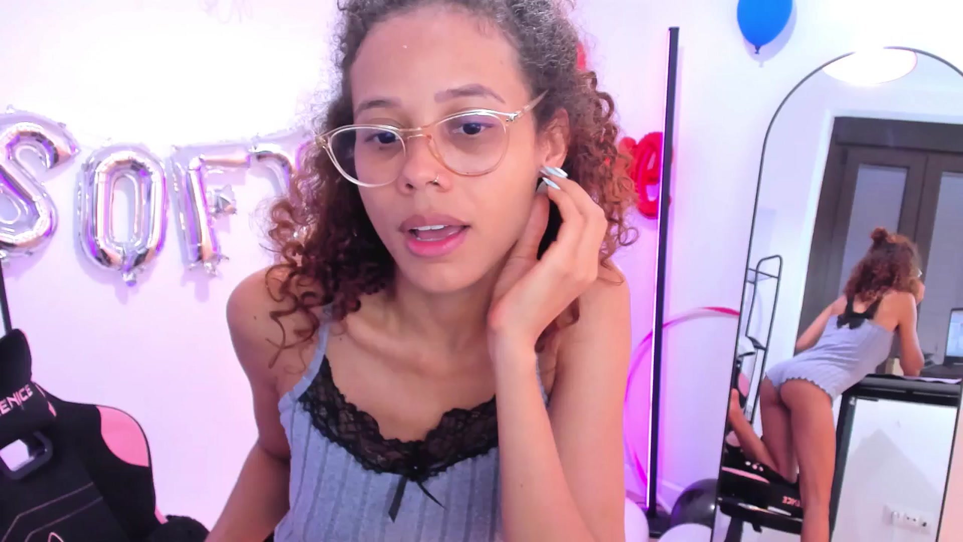 Gallery image thumbnail from pamela_land's myfreecams stream on, 09/04/2025, 07:13 image 1 of 20