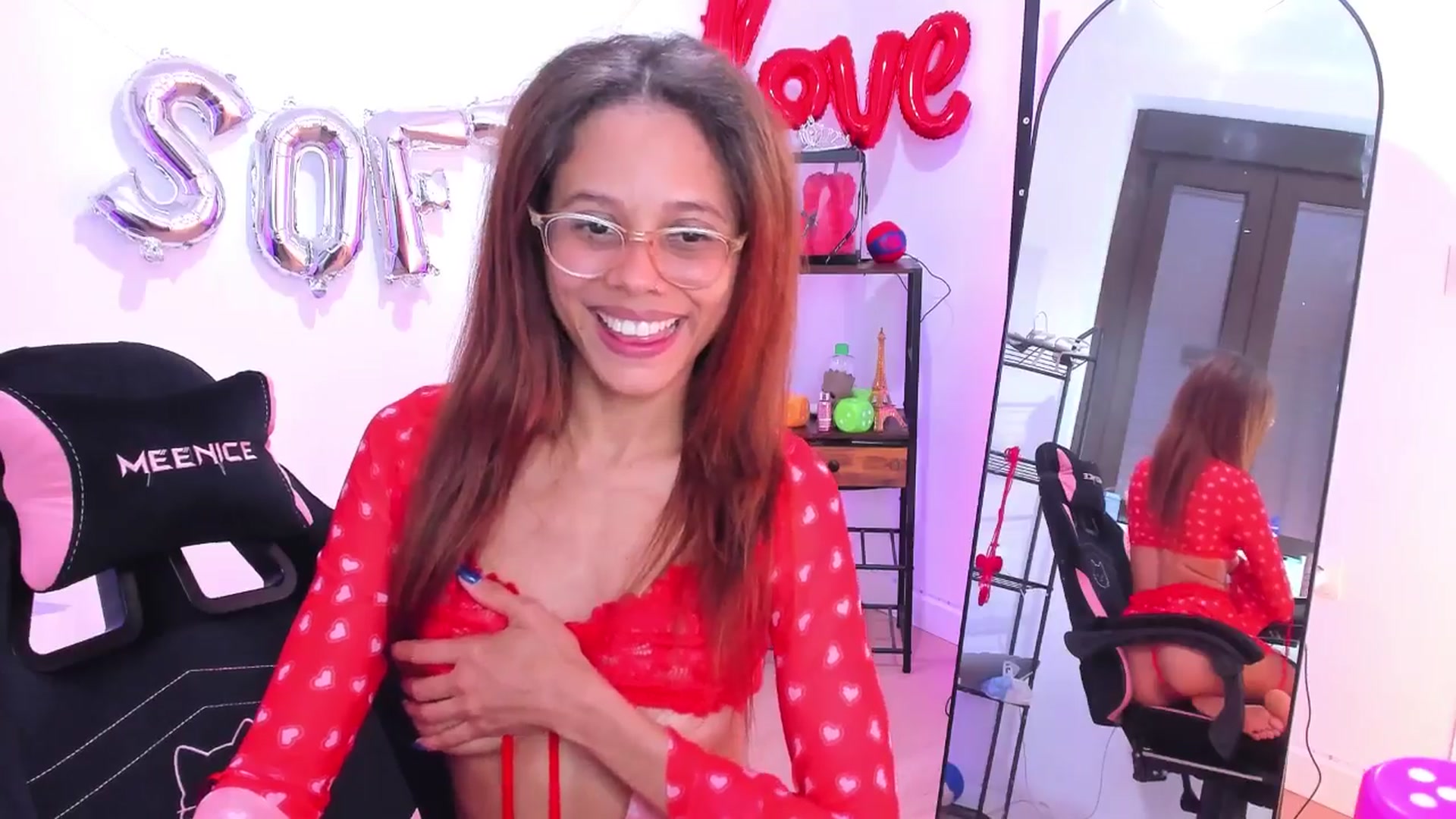 Gallery image thumbnail from pamela_land's myfreecams stream on, 09/28/2025, 09:17 image 16 of 20