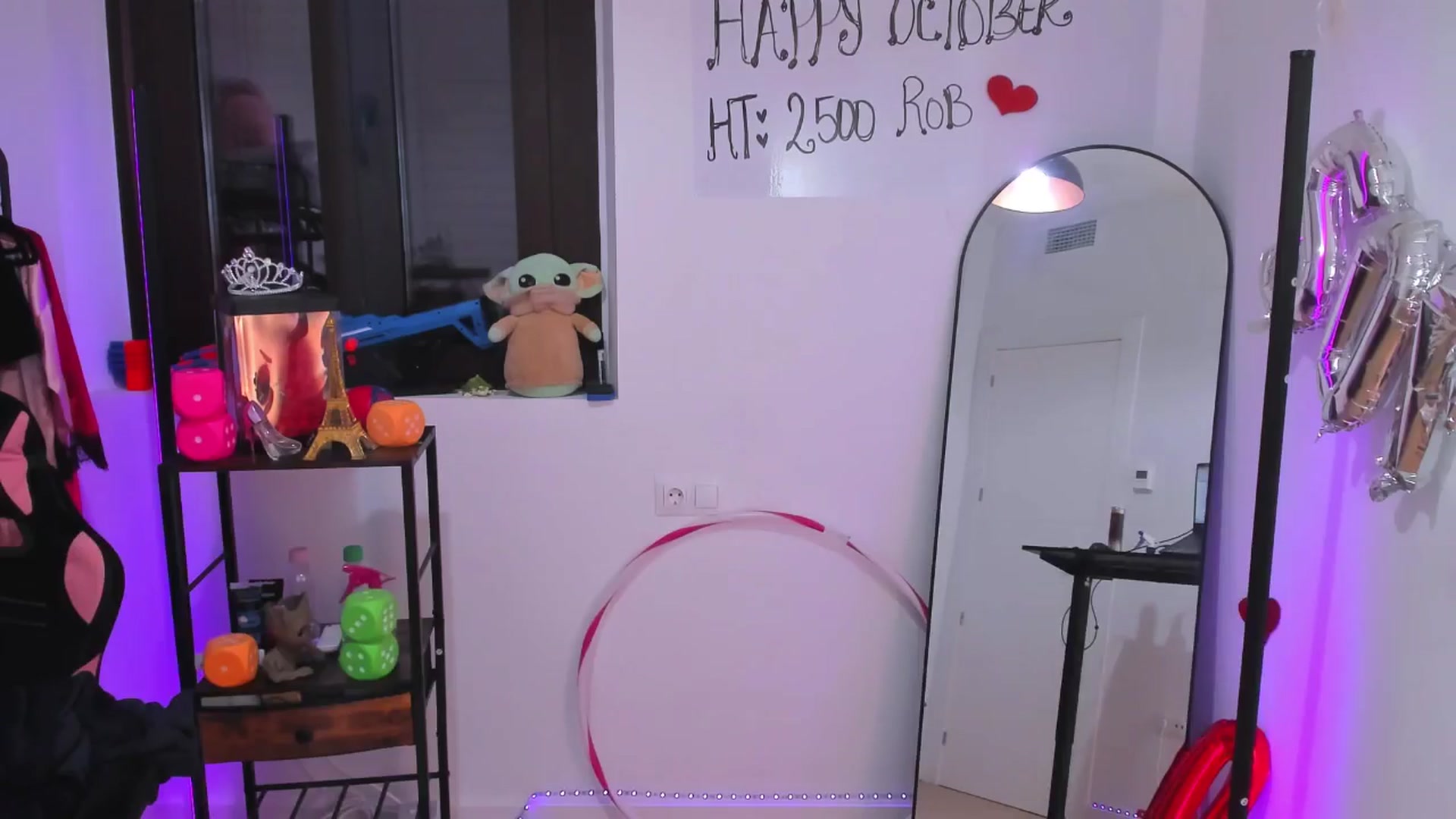 Gallery image thumbnail from pamela_land's myfreecams stream on, 10/06/2025, 05:40 image 6 of 20