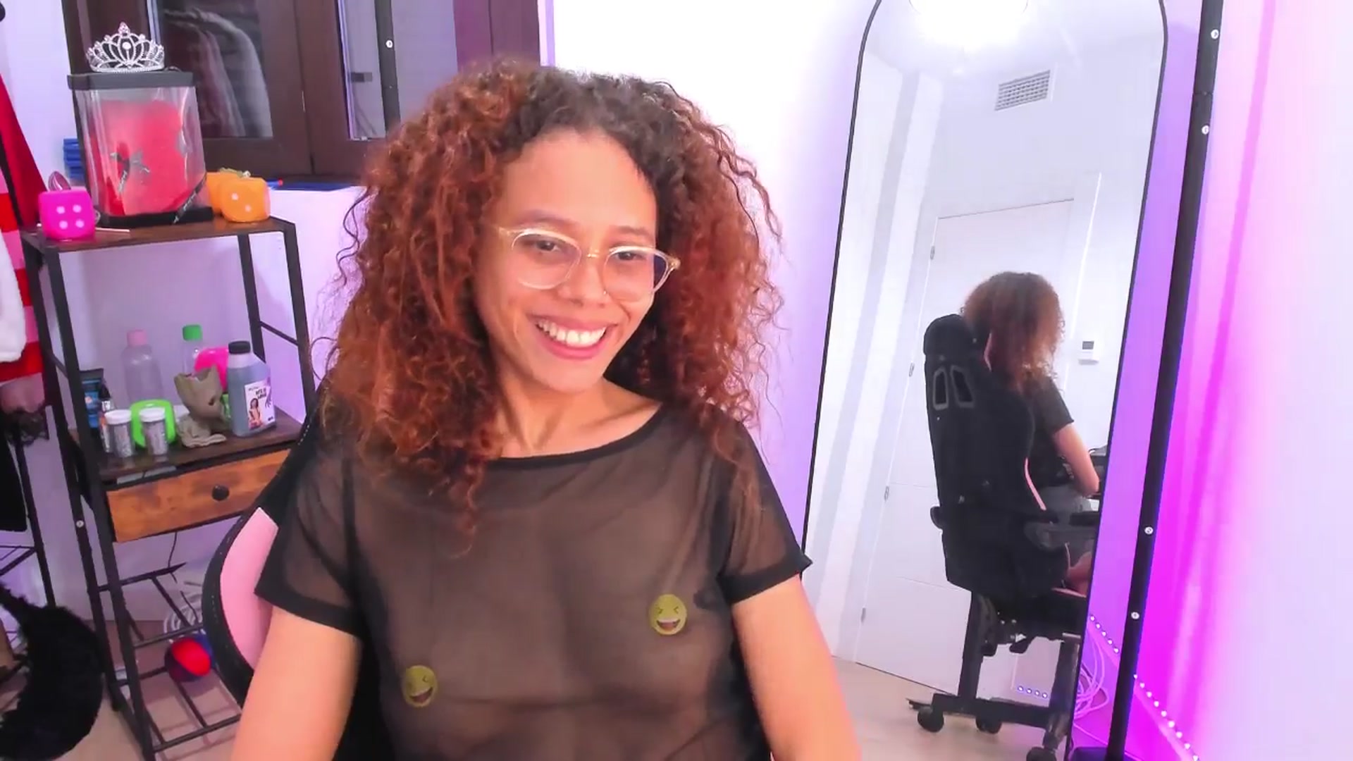 Gallery image thumbnail from pamela_land's myfreecams stream on, 11/09/2025, 09:25 image 17 of 20