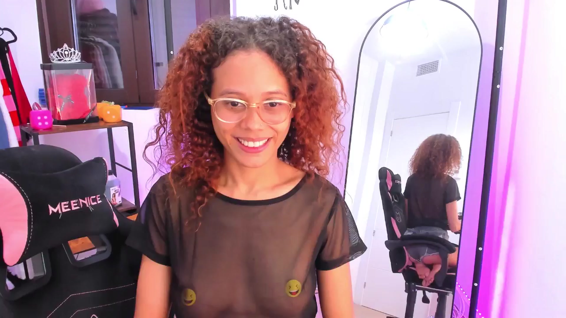 Gallery image thumbnail from pamela_land's myfreecams stream on, 11/09/2025, 09:25 image 1 of 20