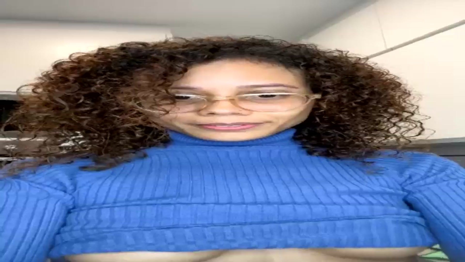 Gallery image thumbnail from pamela_land's myfreecams stream on, 11/18/2025, 09:11 image 15 of 20