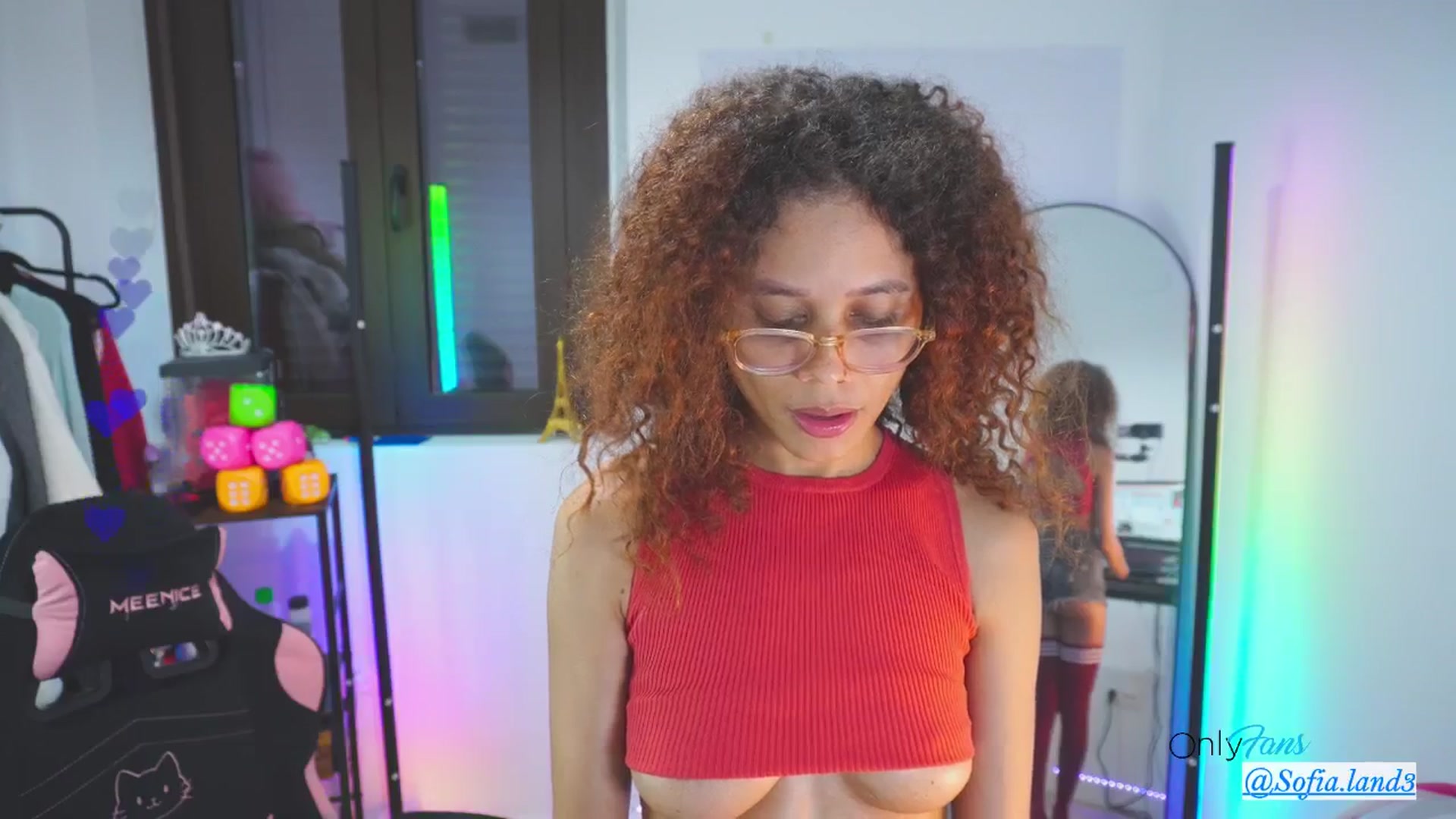 Gallery image thumbnail from pamela_land's myfreecams stream on, 12/01/2025, 08:07 image 15 of 20