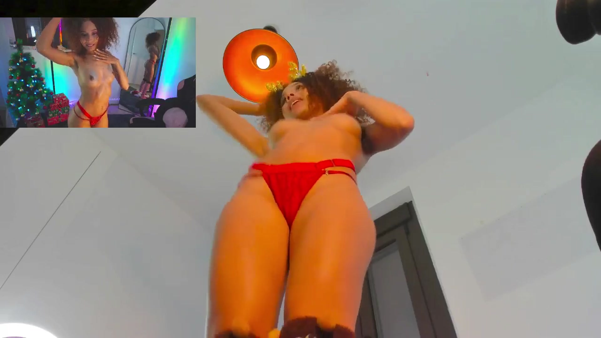 Gallery image thumbnail from pamela_land's myfreecams stream on, 12/25/2025, 05:24 image 11 of 20