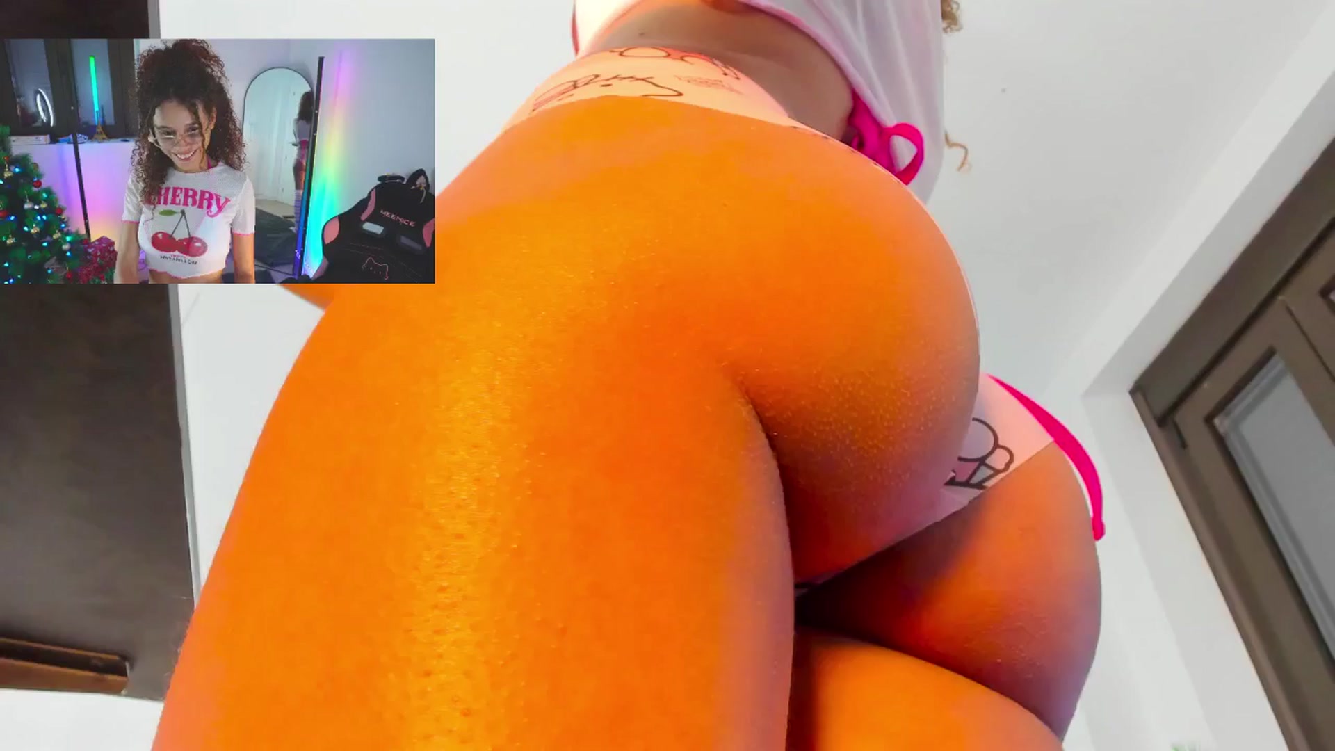 Gallery image thumbnail from pamela_land's myfreecams stream on, 12/30/2025, 06:29 image 19 of 20